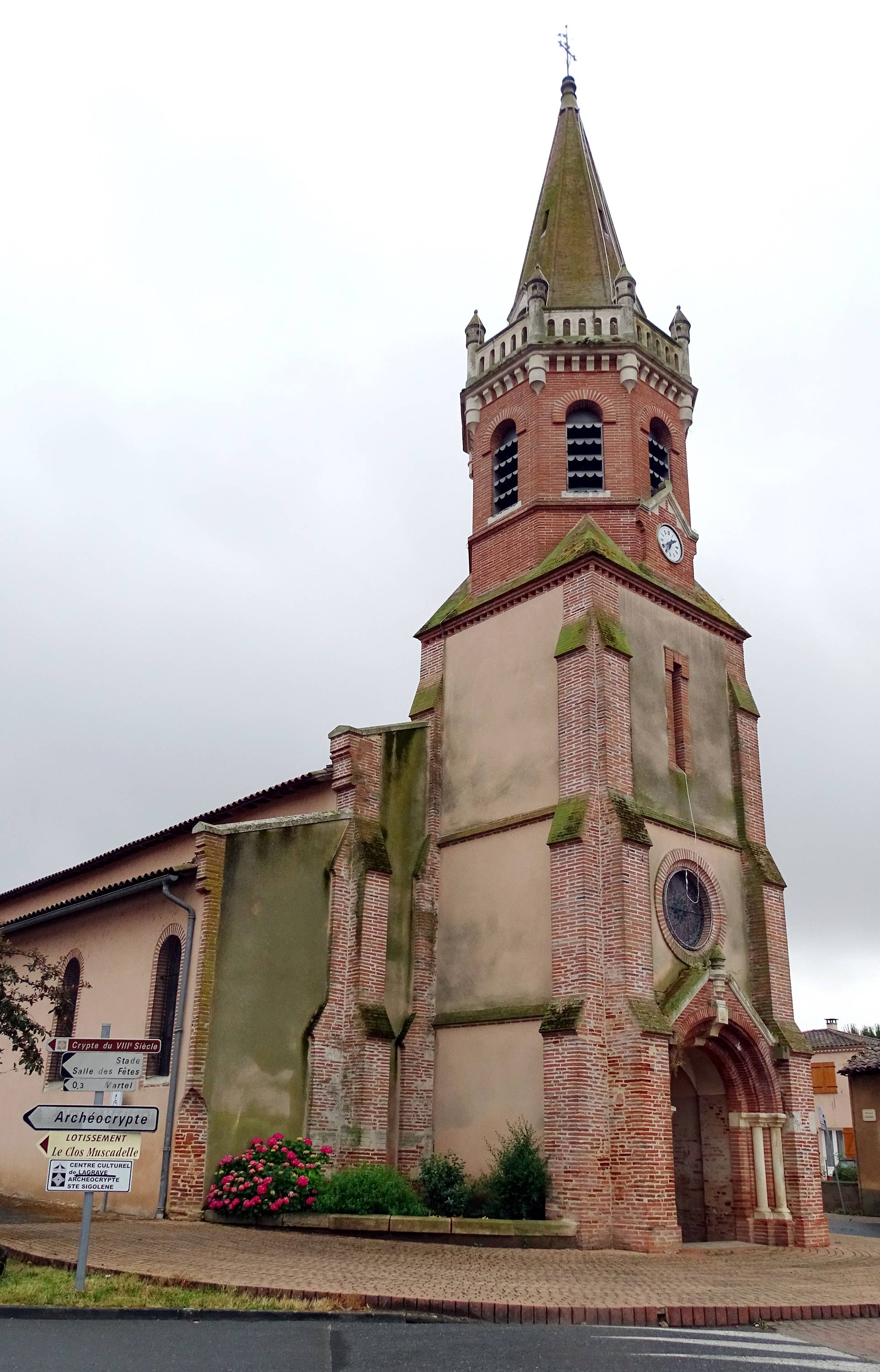 Photo de Iglesia de San Sigolene de Lagrave