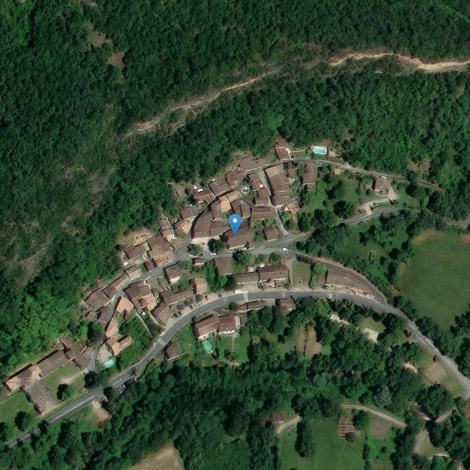 Photo de Saint-Nazaire de Larroque Kirche