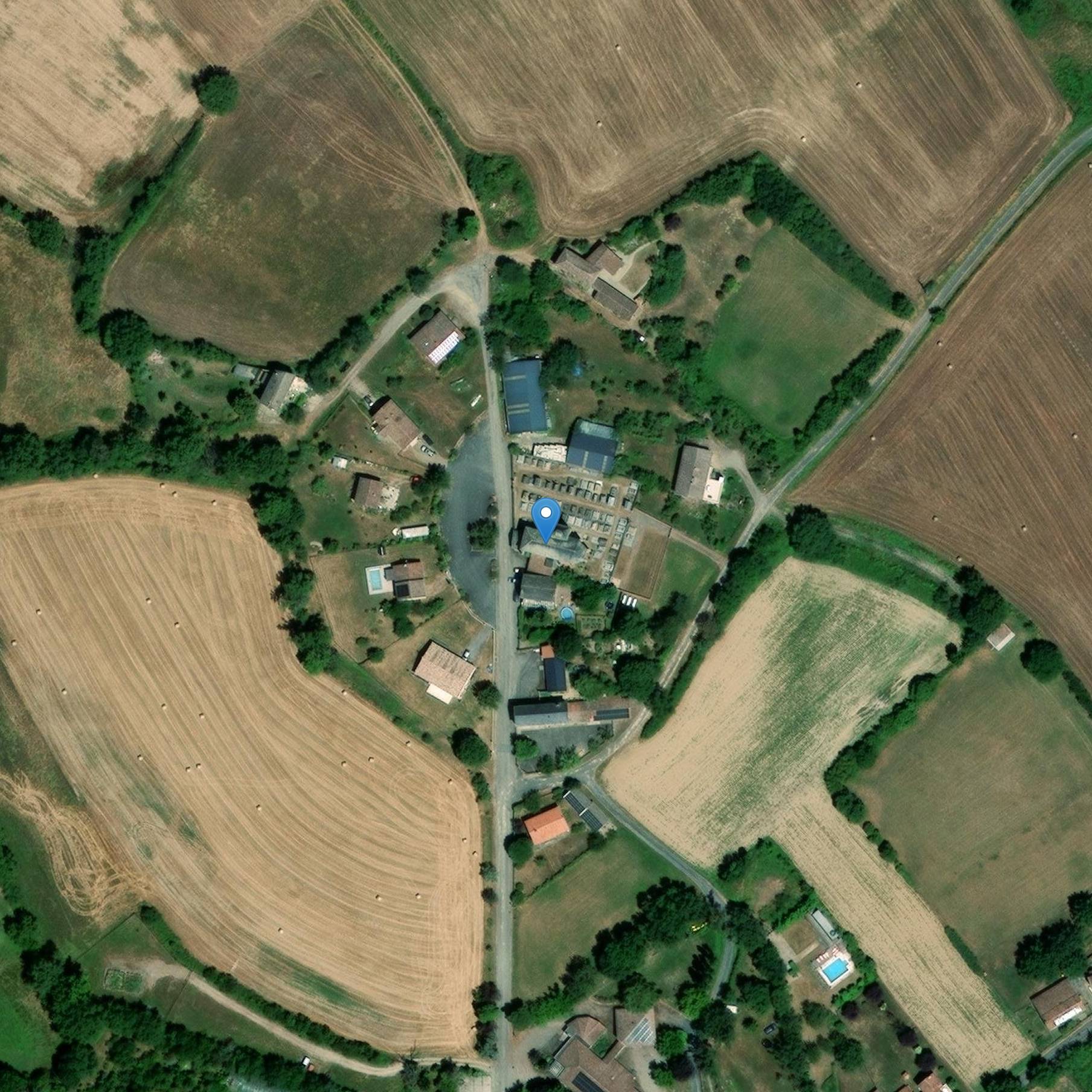 Photo de Saint-Pierre du Ségur Church