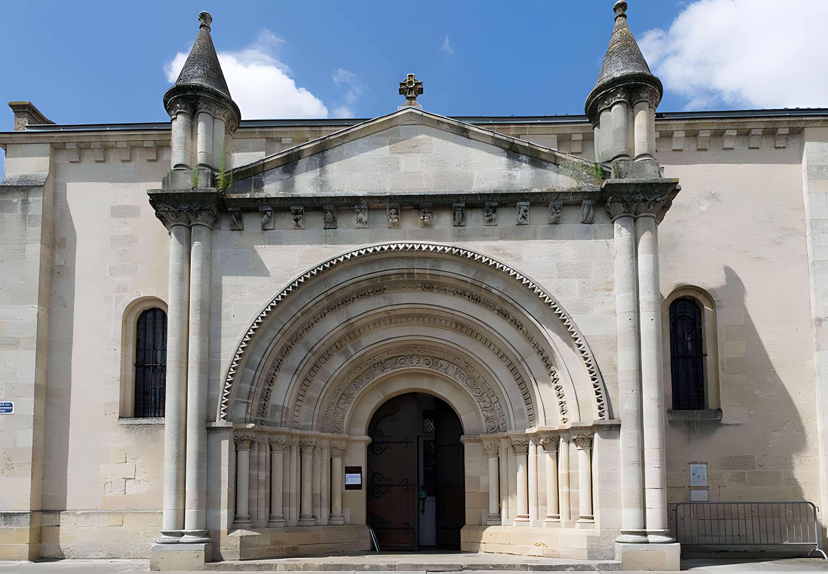 Église Saint-Médard de Saint-Médard-en-Jalles