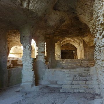 Site archéologique de Saint-Roman dAiguille également sur commune de Beaucaire