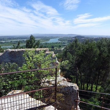 Site archéologique de Saint-Roman dAiguille également sur commune de Beaucaire