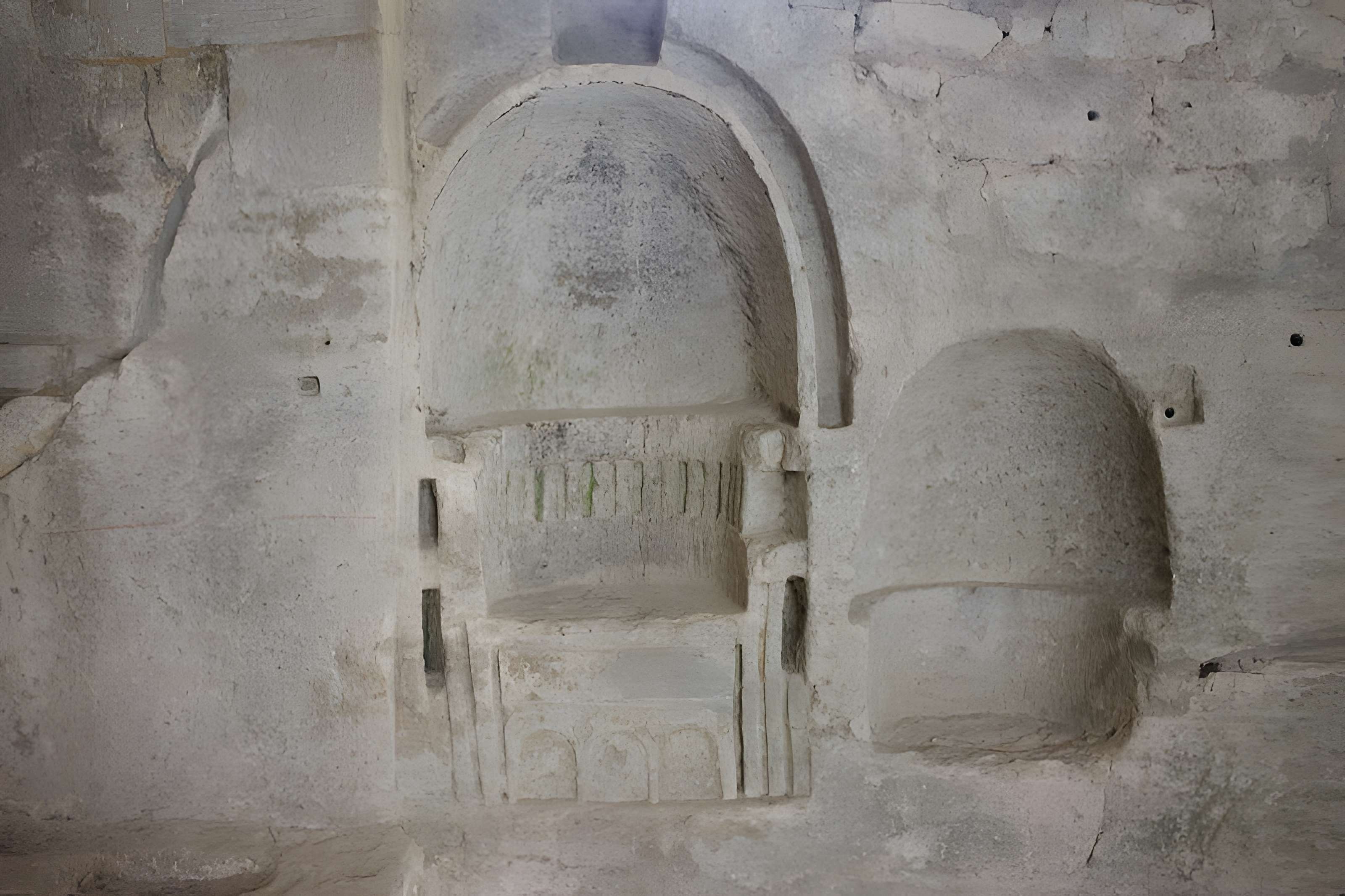 Site archéologique de Saint-Roman d'Aiguille (également sur commune de Beaucaire)