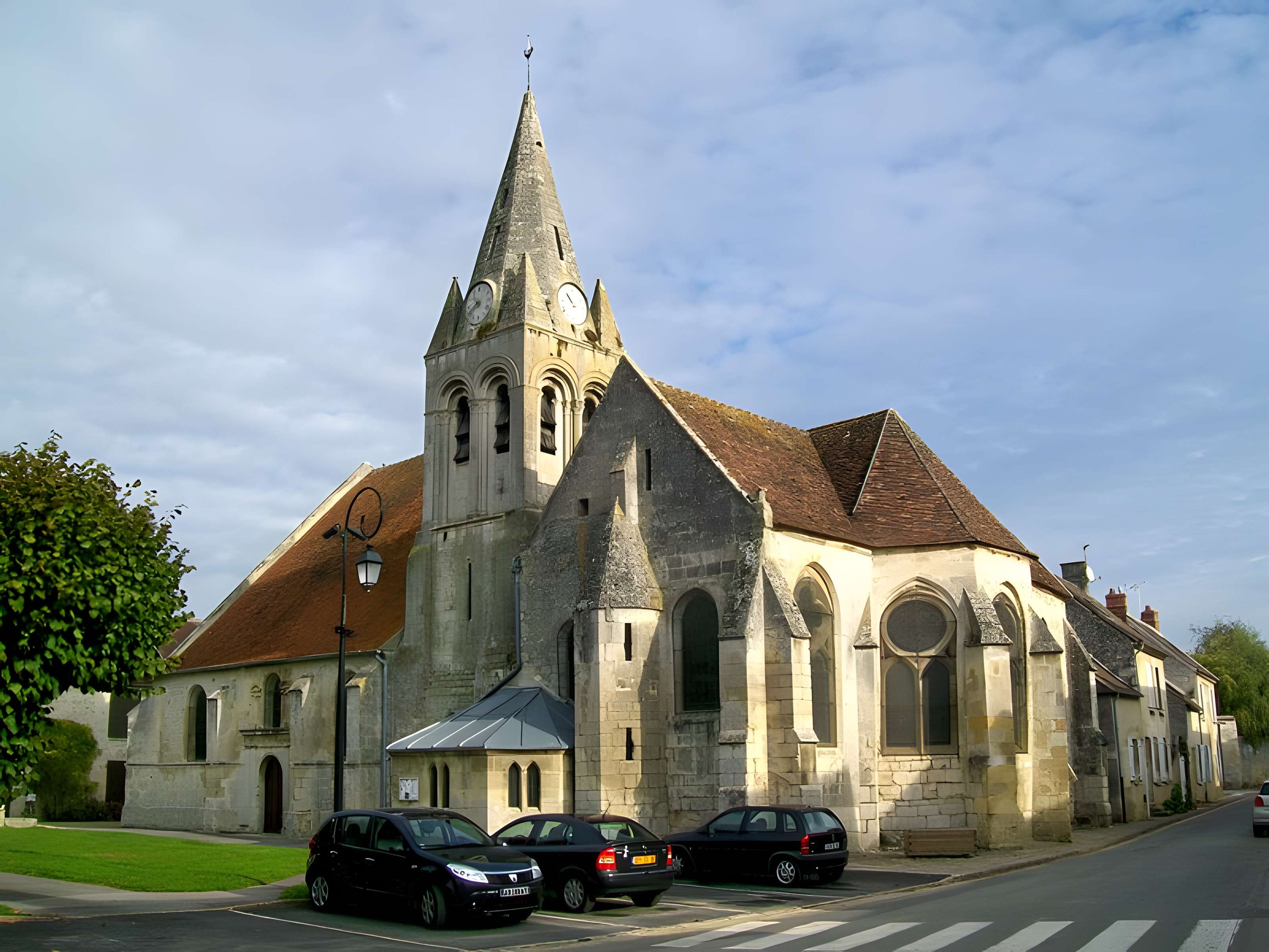 Église Saint-Médard de Villers-Saint-Frambourg
