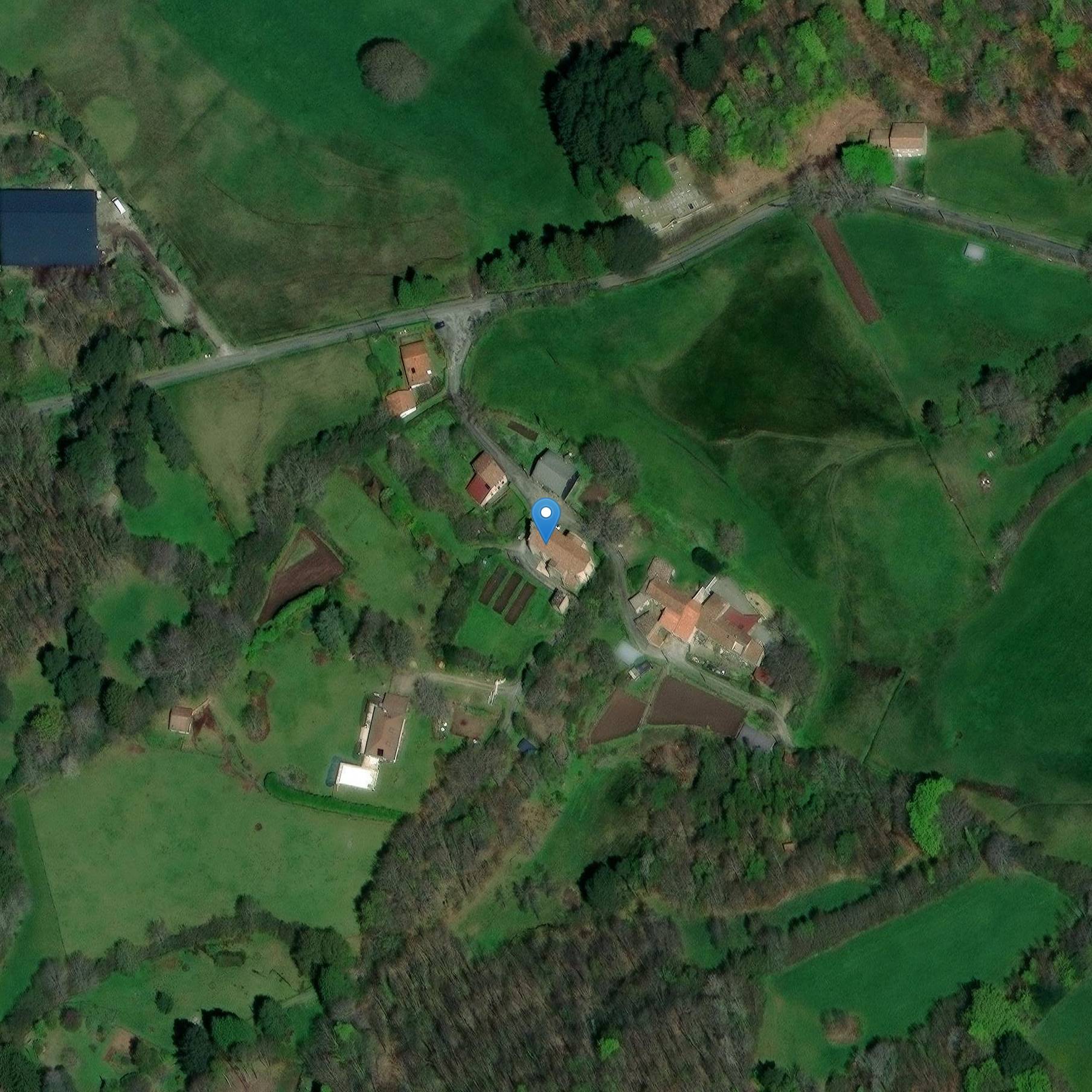 Photo de Die Kirche der Lombarden im August