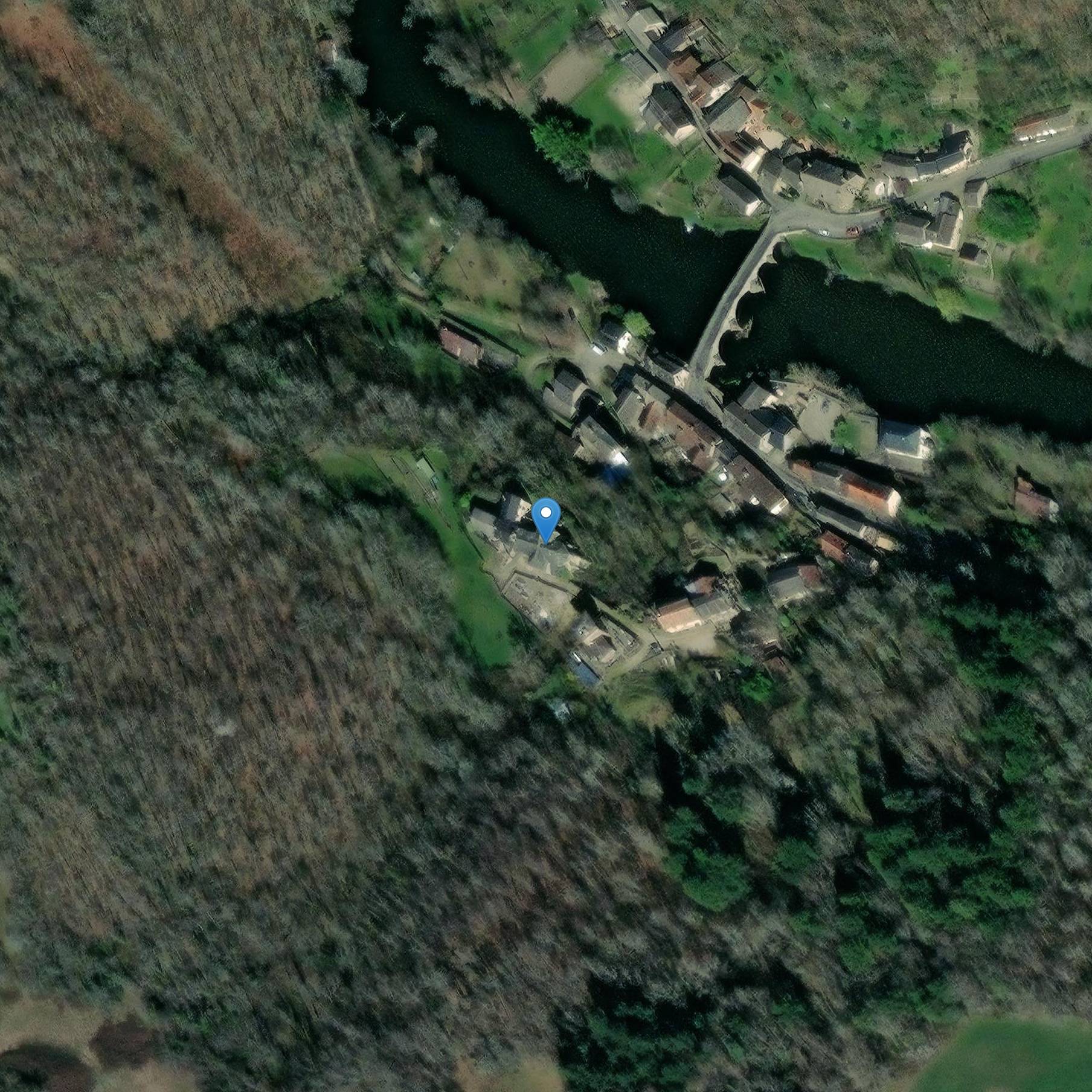 Photo de Église Sainte-Madeleine du Pont de Cirou