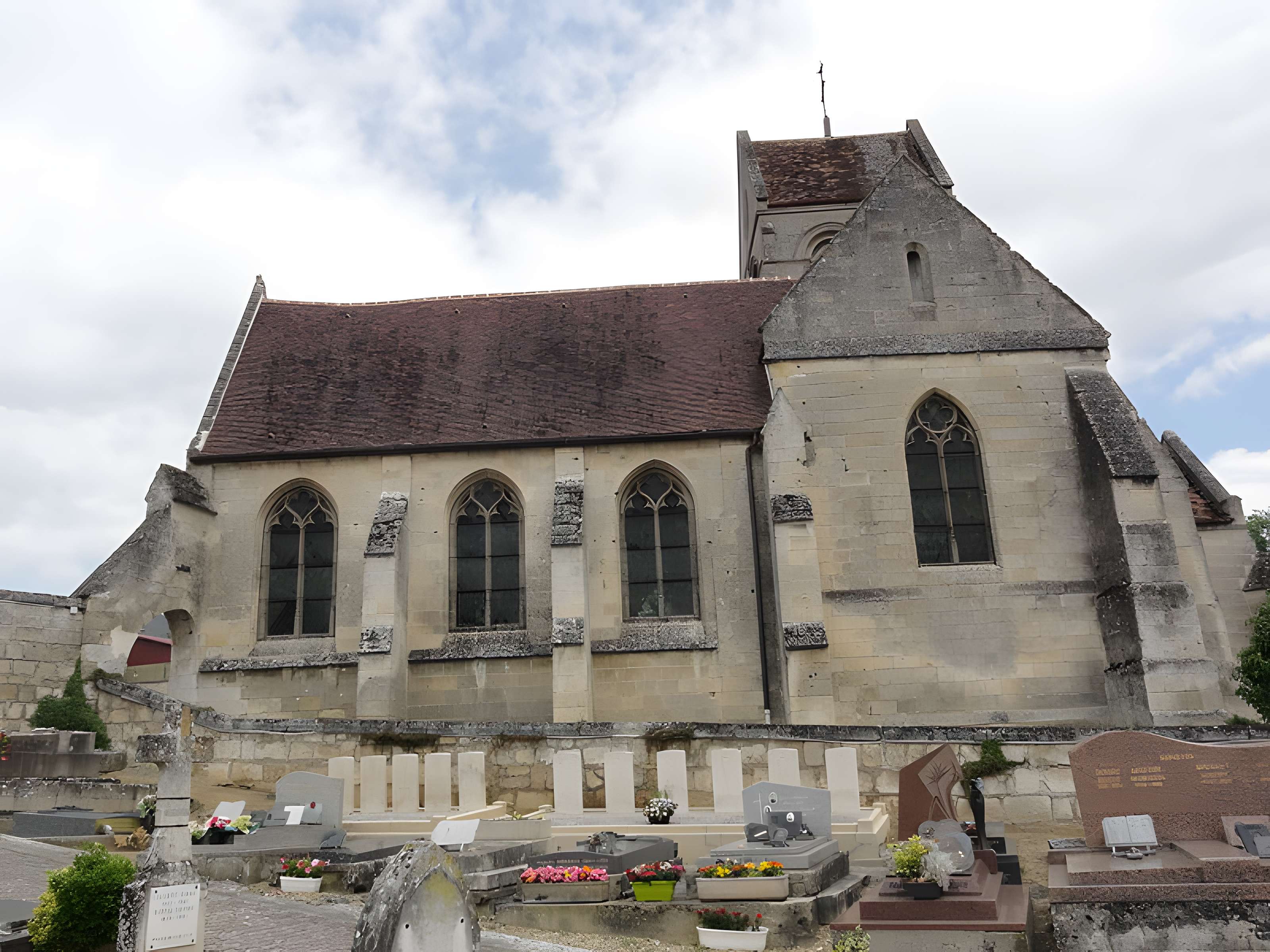Église Saint-Médard-et-Saint-Gildard de Coeuvres-et-Valsery