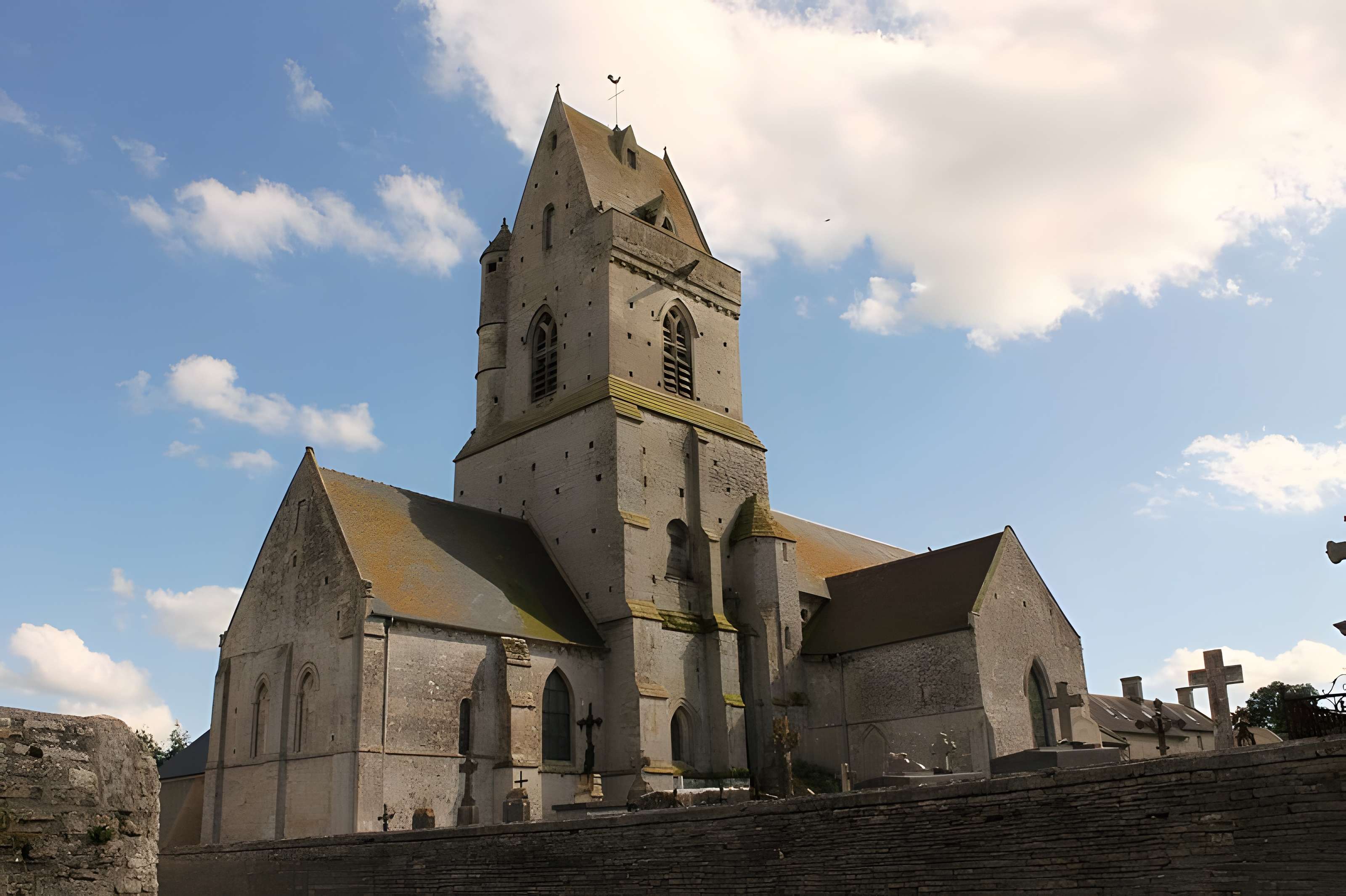 Église Saint-Médard-et-Saint-Gildard de Crépon 
