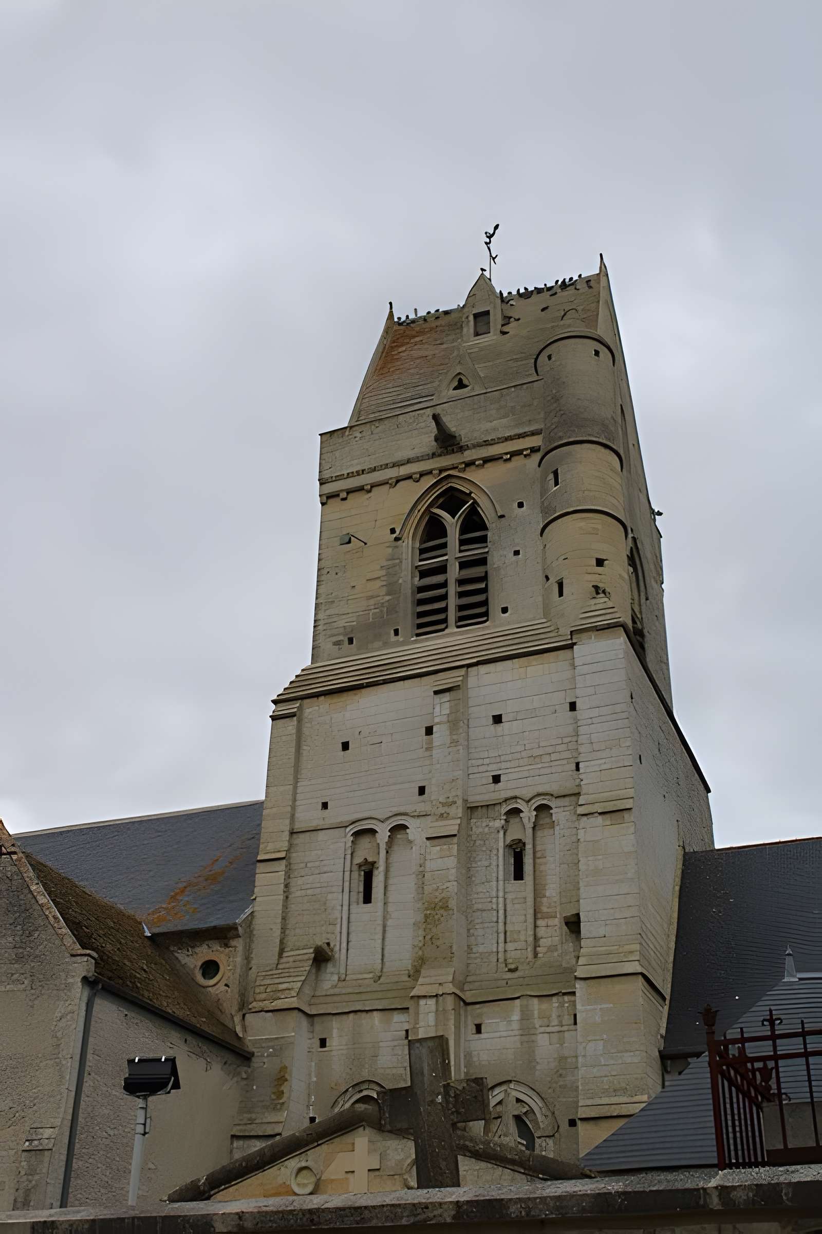 Église Saint-Médard-et-Saint-Gildard de Crépon