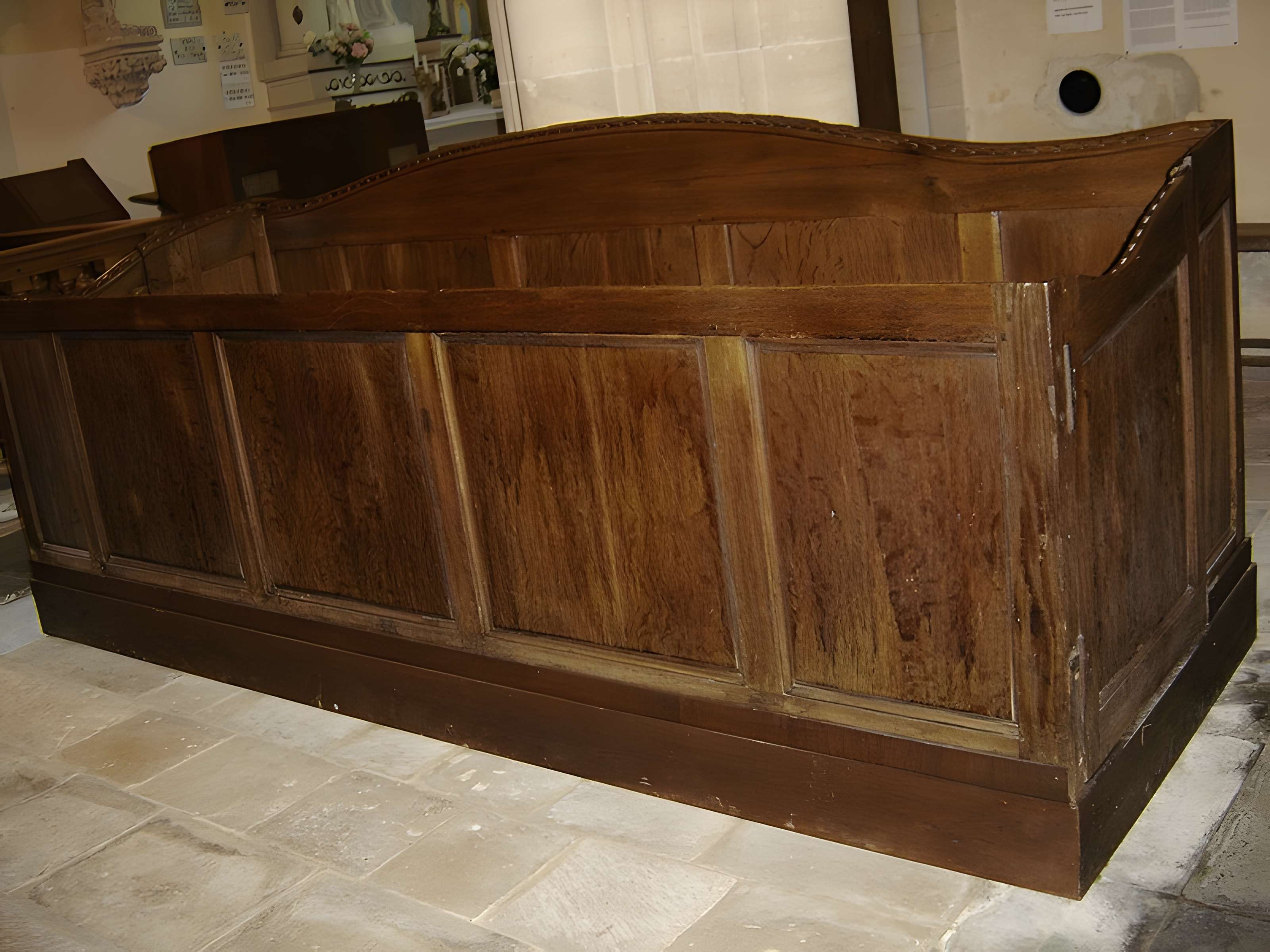 Église Saint-Médard-et-Saint-Gildard de Crépon