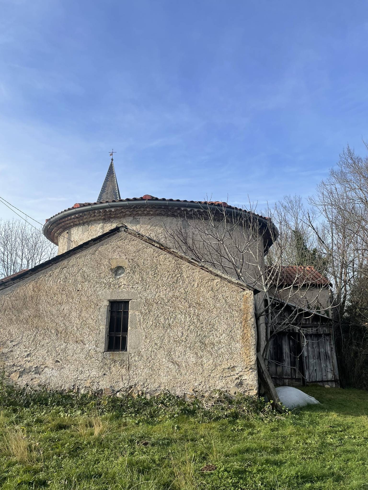 Photo de Heilige Salvy Kirche von Salclas