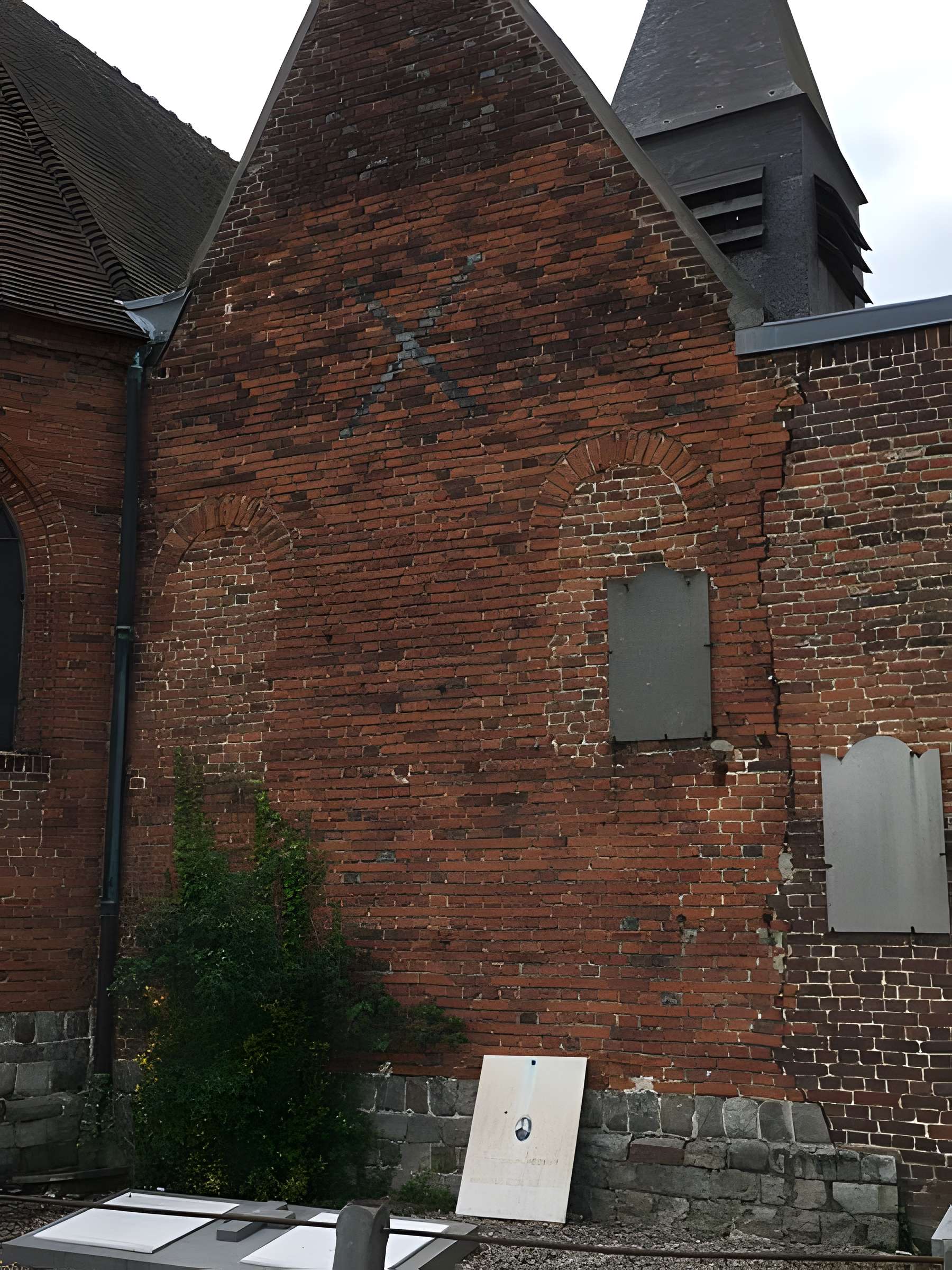 Église Saint-Michel de Flines-lez-Raches