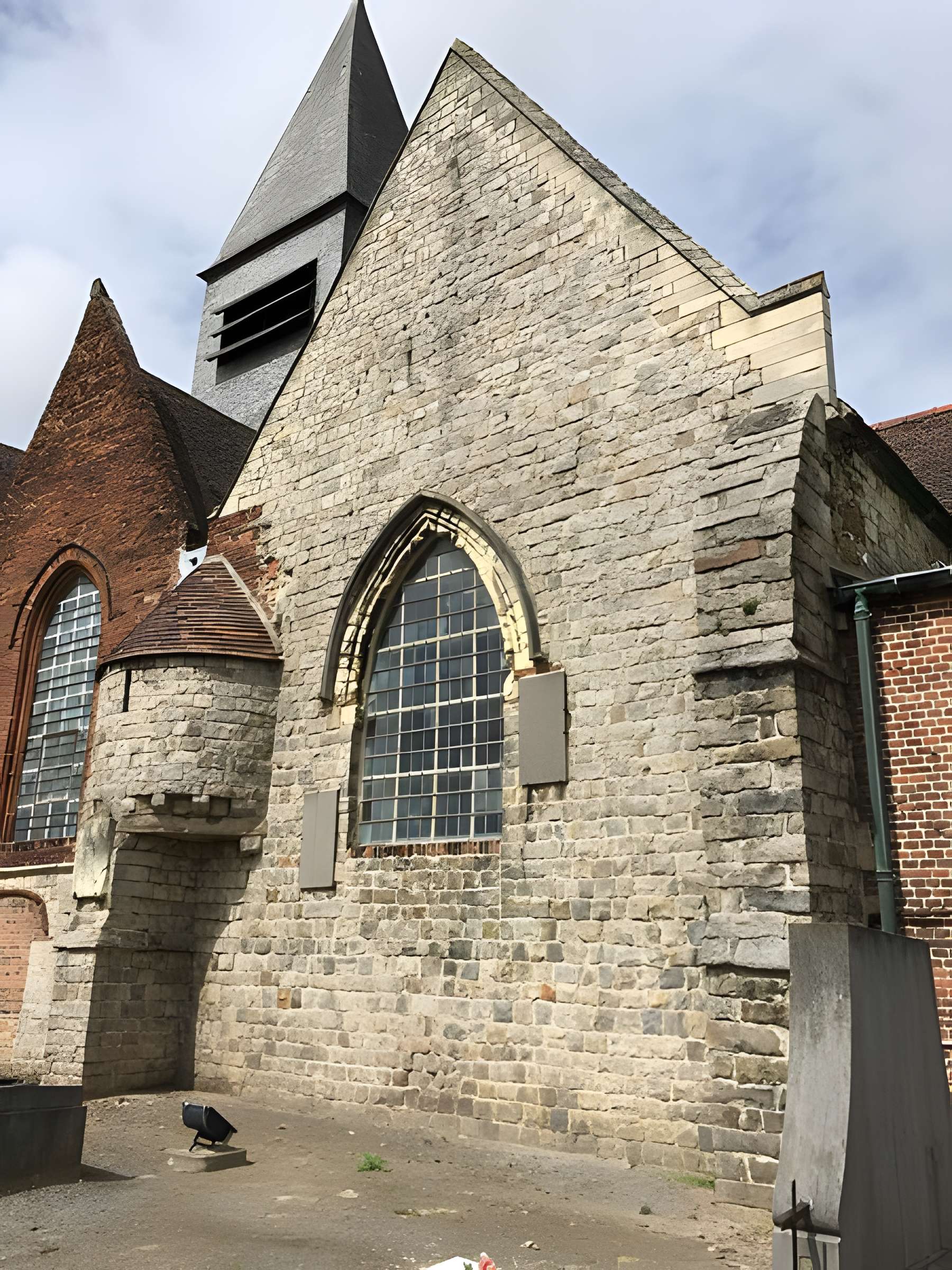 Église Saint-Michel de Flines-lez-Raches