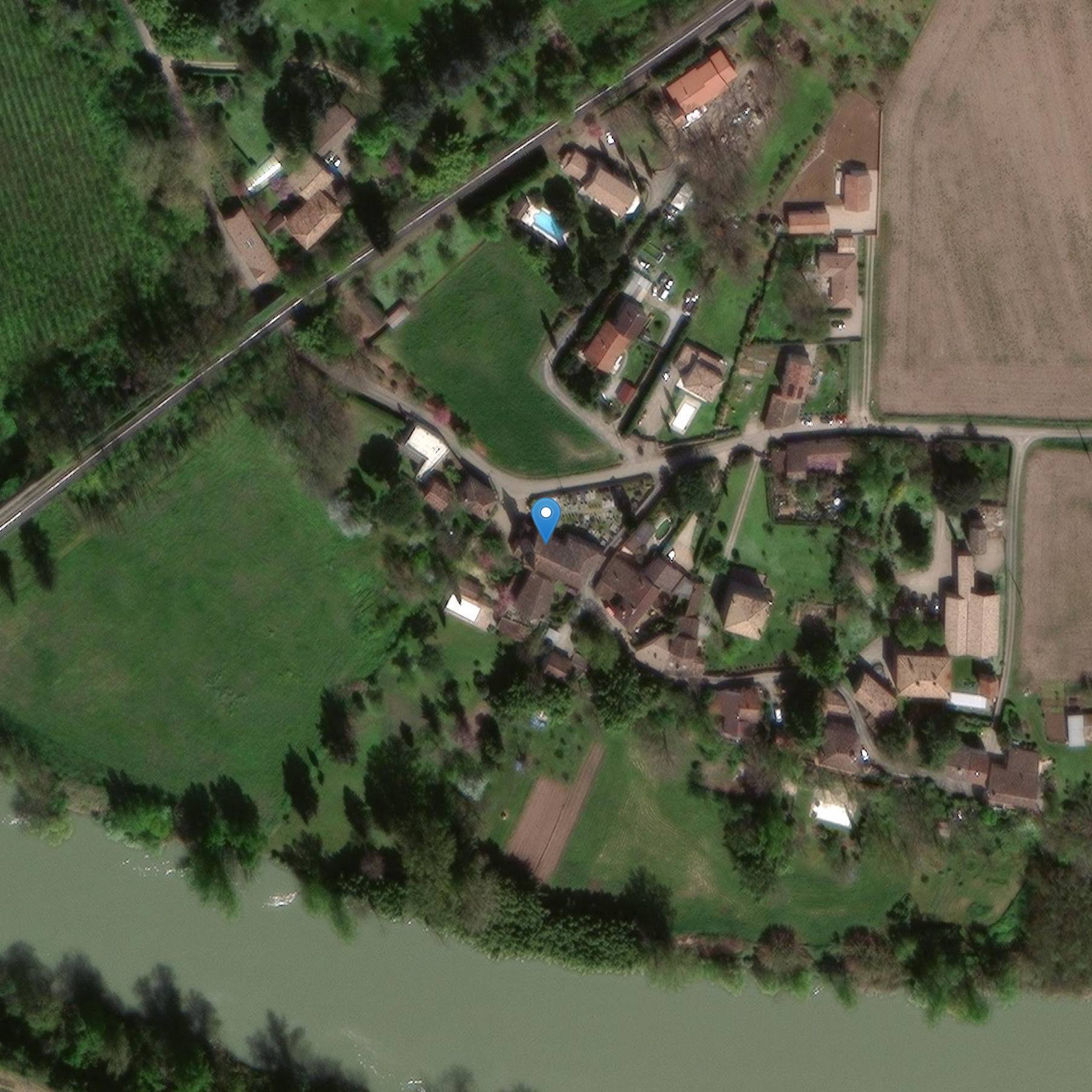 Photo de 圣乔治圣吉里教堂