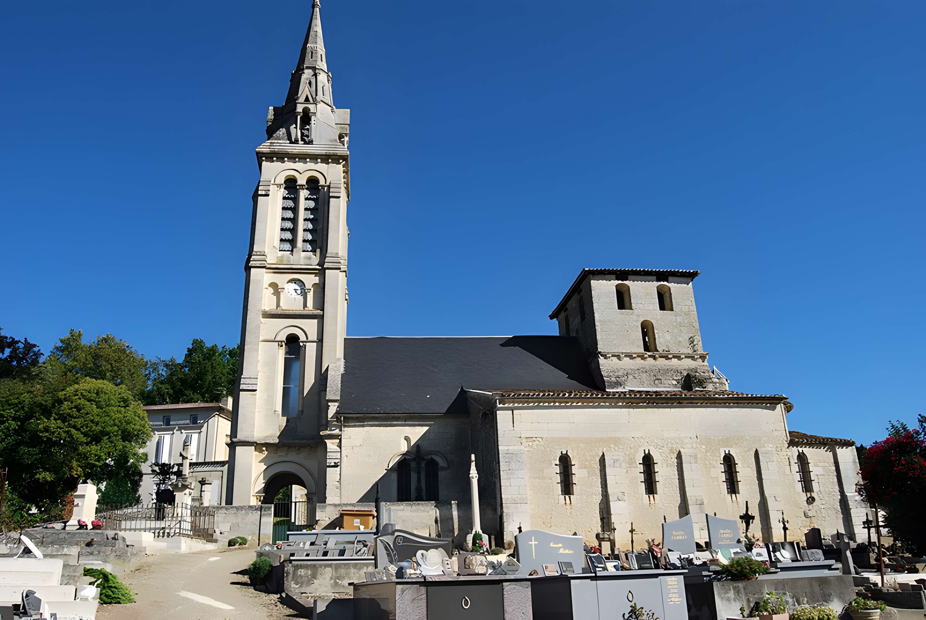 Église Saint-Michel de Saint-Michel-de-Fronsac