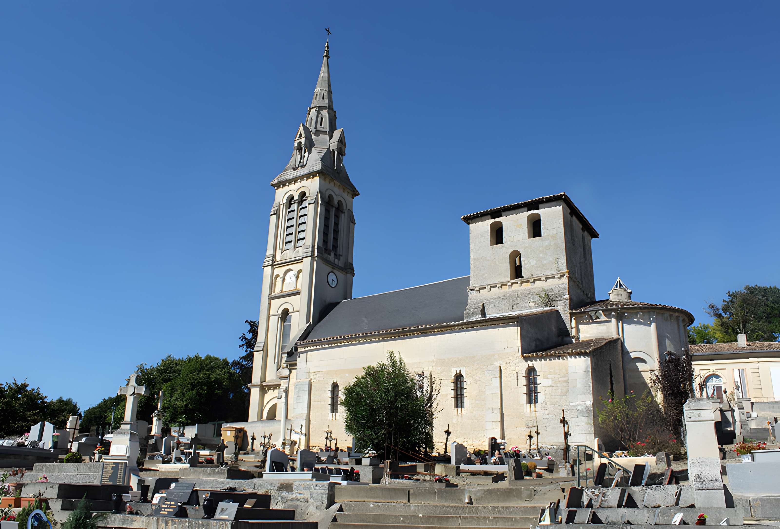 Église Saint-Michel de Saint-Michel-de-Fronsac