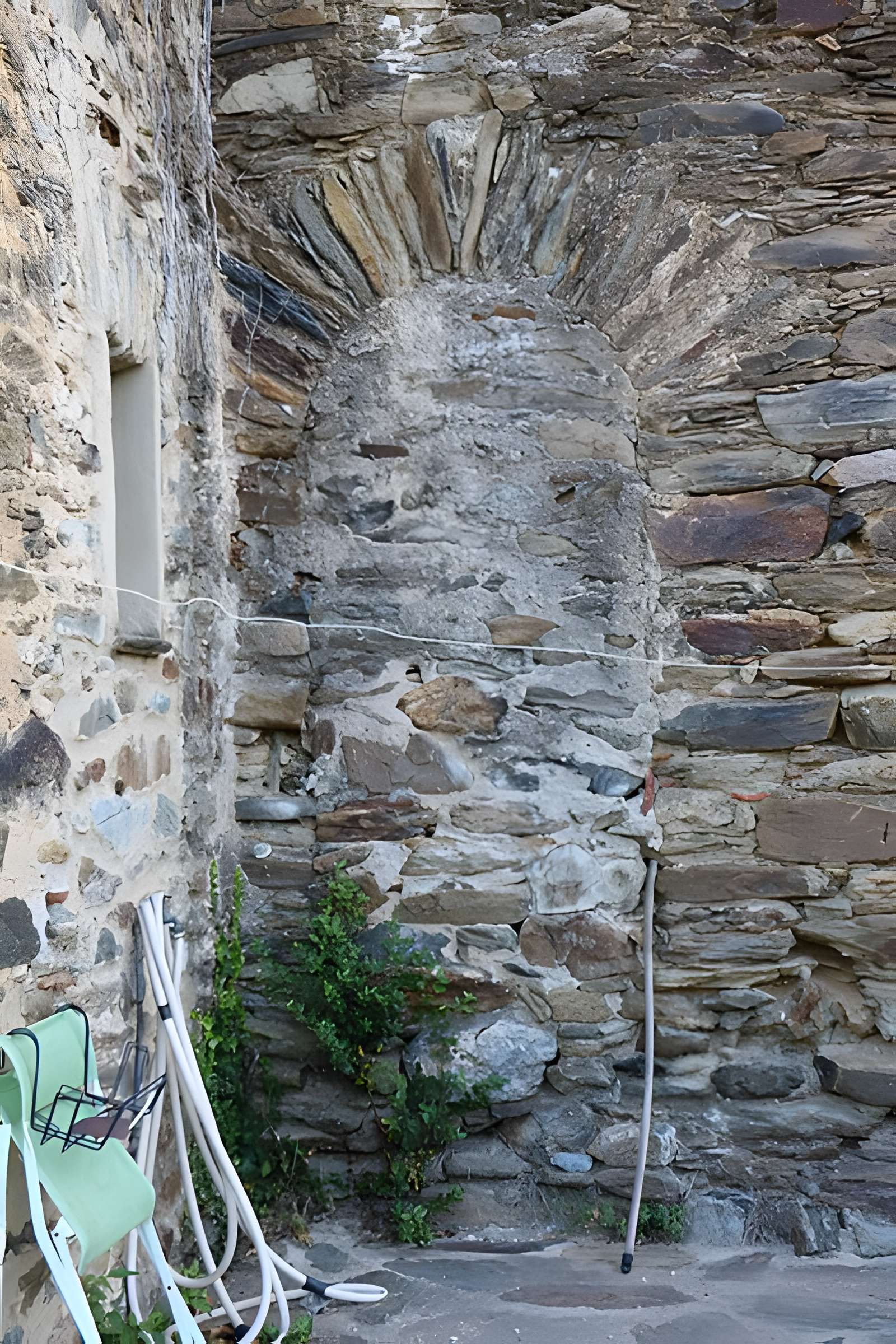 Église Saint-Michel de Saint-Michel-de-Llotes