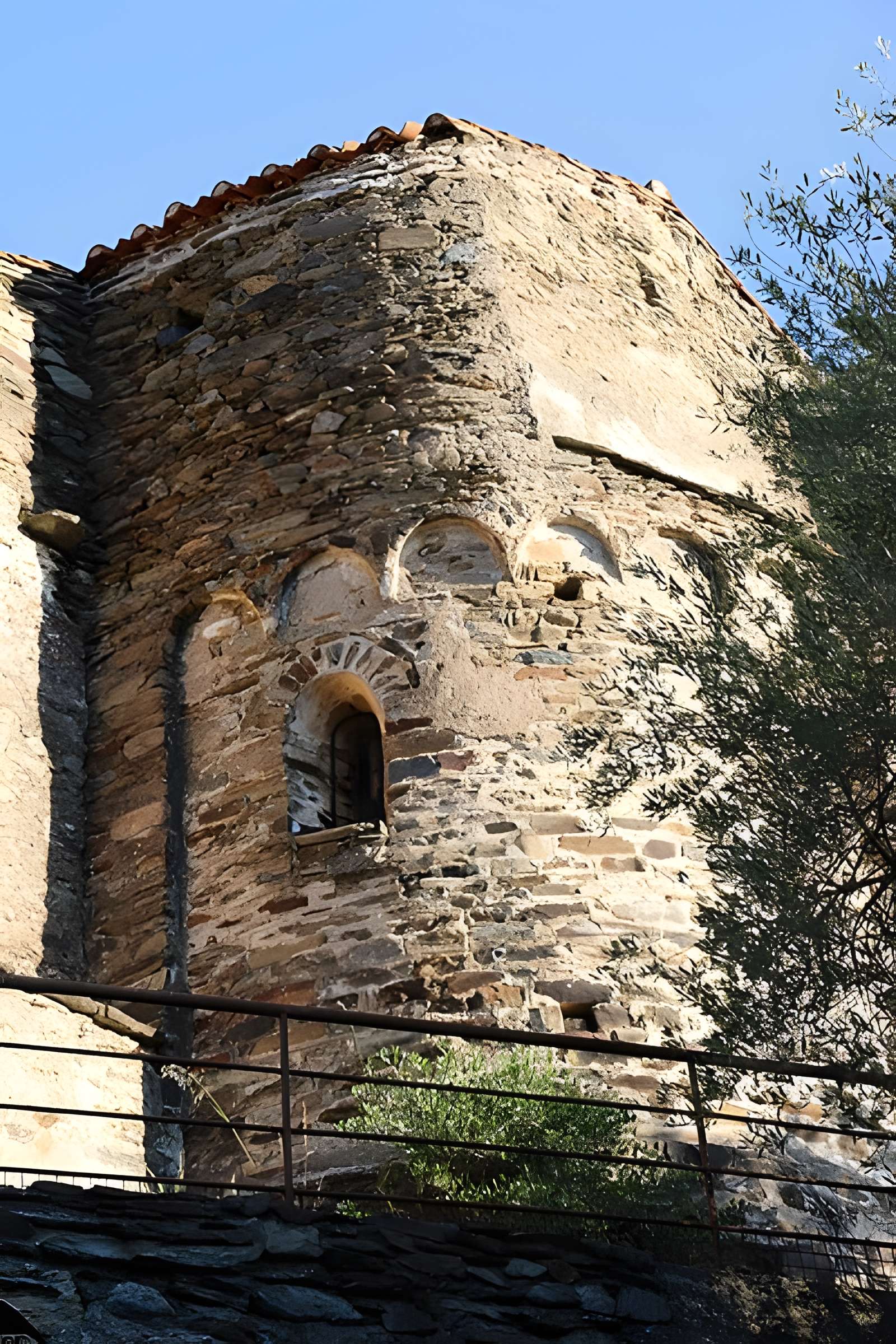 Église Saint-Michel de Saint-Michel-de-Llotes