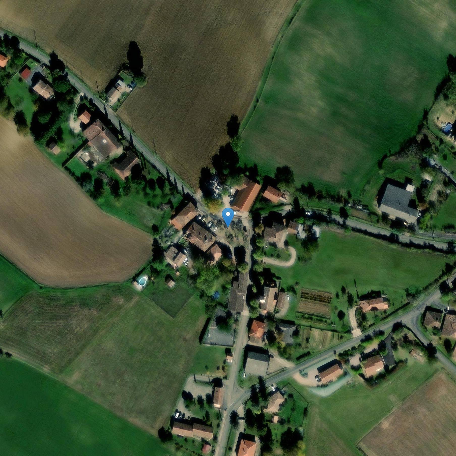 Photo de Iglesia de San Jorge de Tauriac