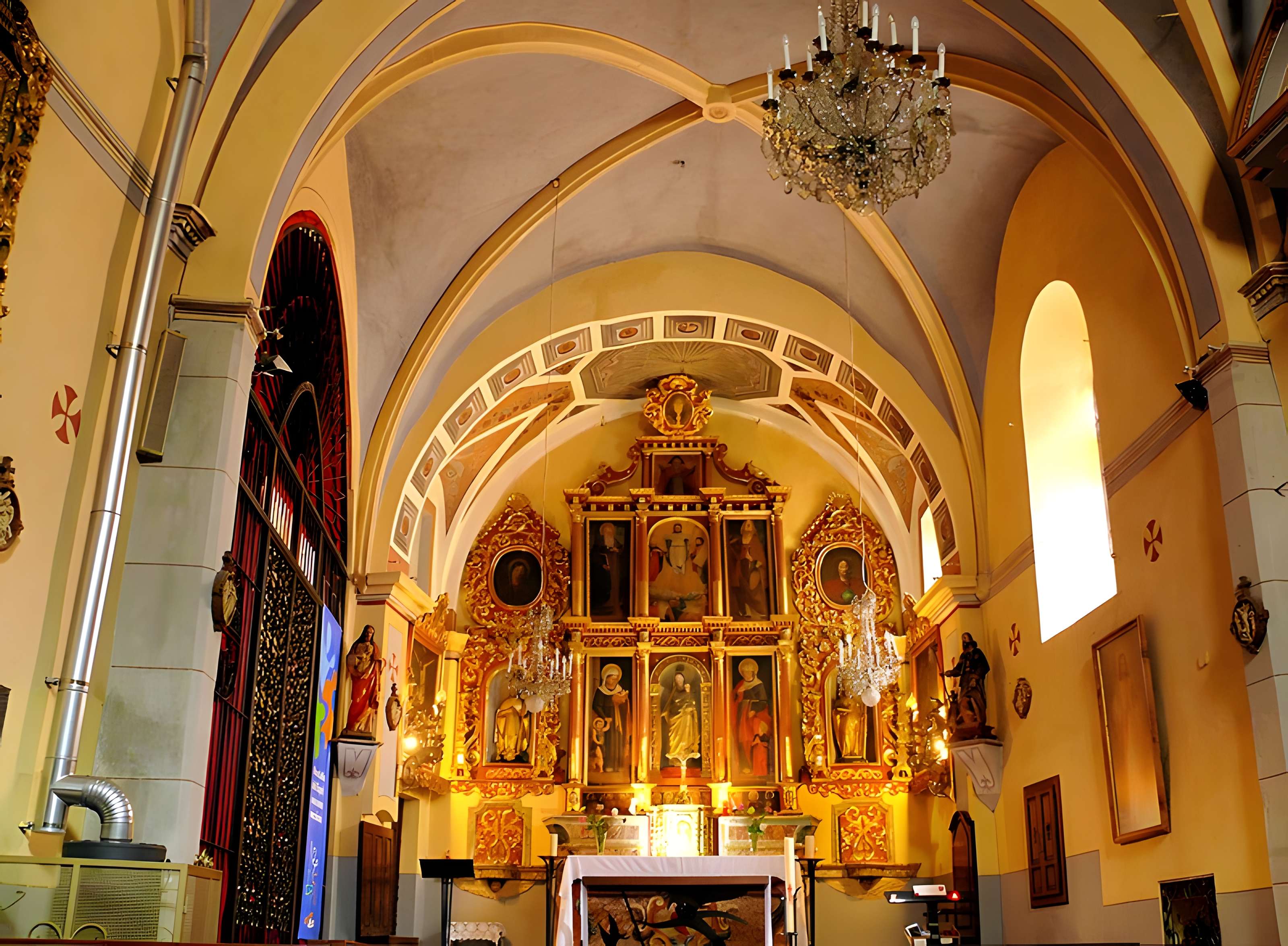 Église Saint-Michel de Saint-Sauveur-sur-Tinée