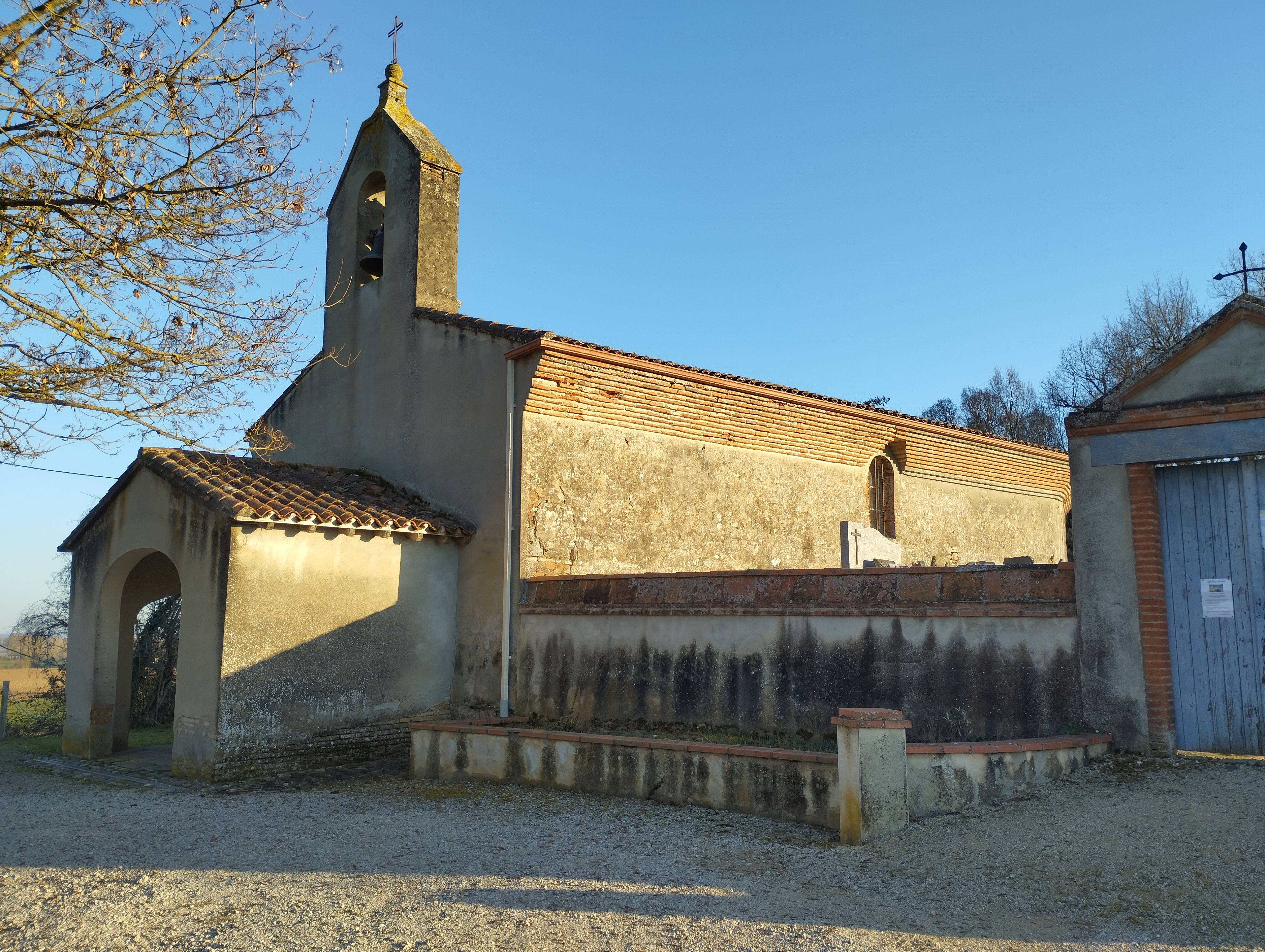 Photo de Kirche Saint-Pierre-aux-Liens genannt Tap d'Albefeuille