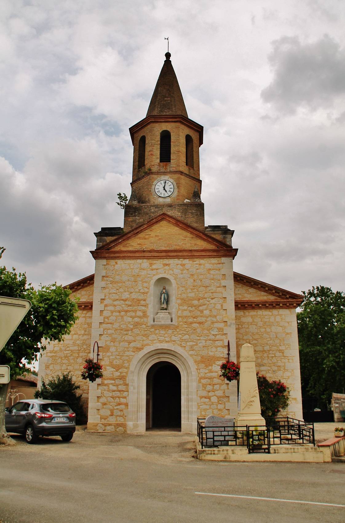 Photo de Église de la Nativité-de-Notre-Dame d'Asques