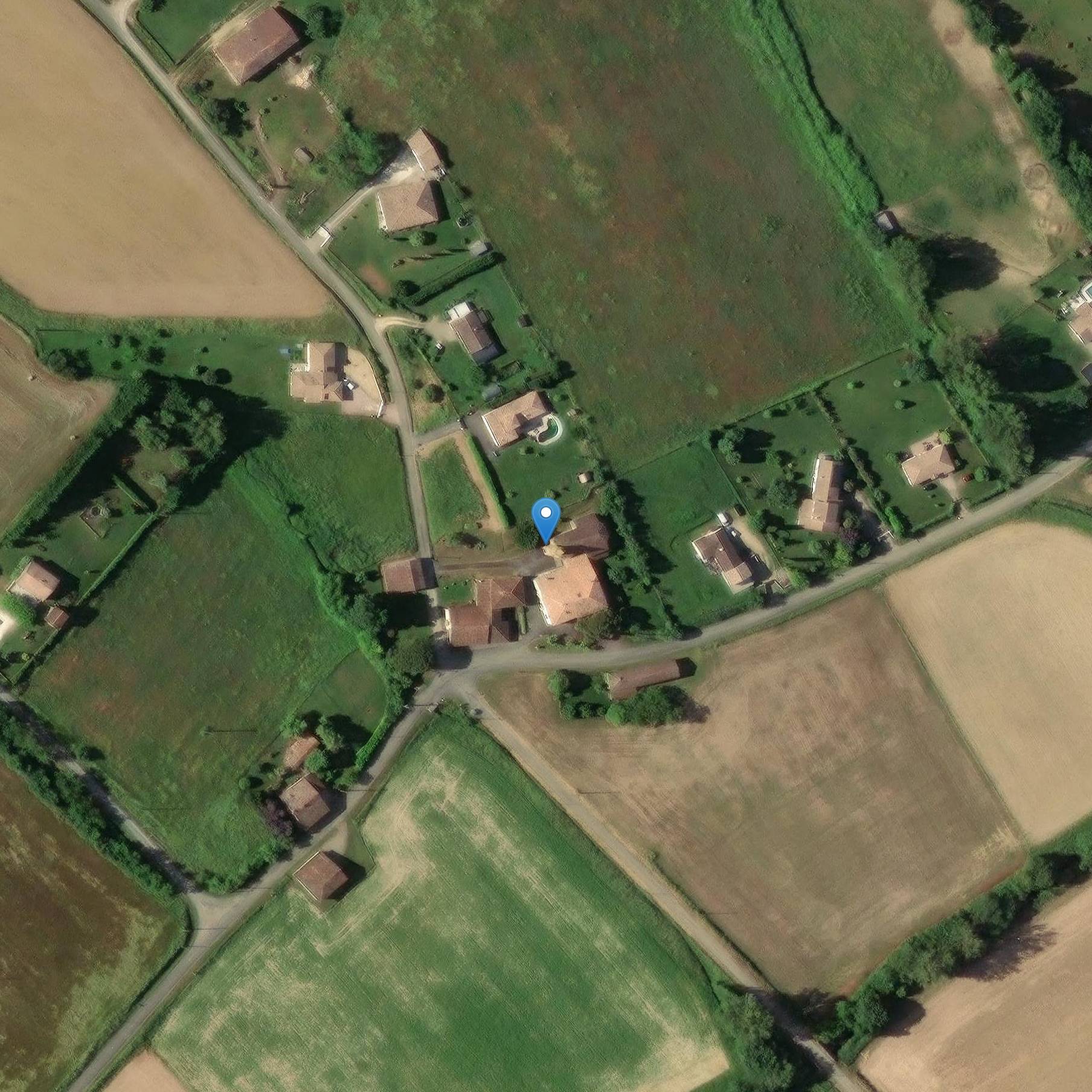 Photo de 圣萨尔维教堂(布维拉克)