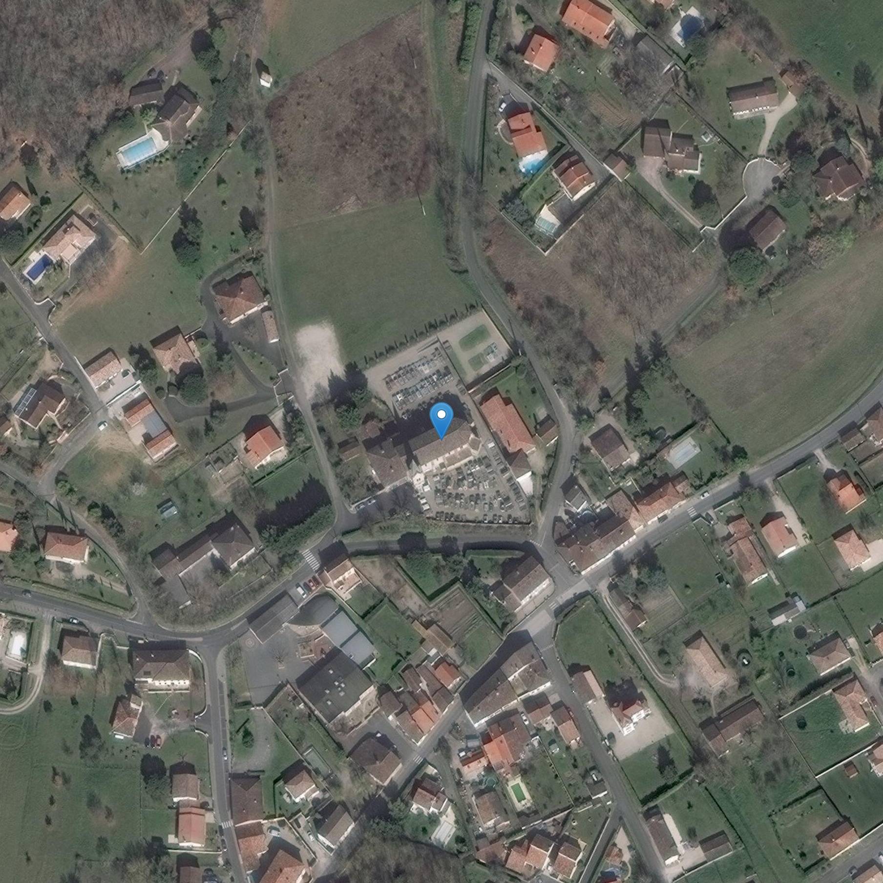 Photo de Iglesia de la Asunción de Lamothe-Capdeville