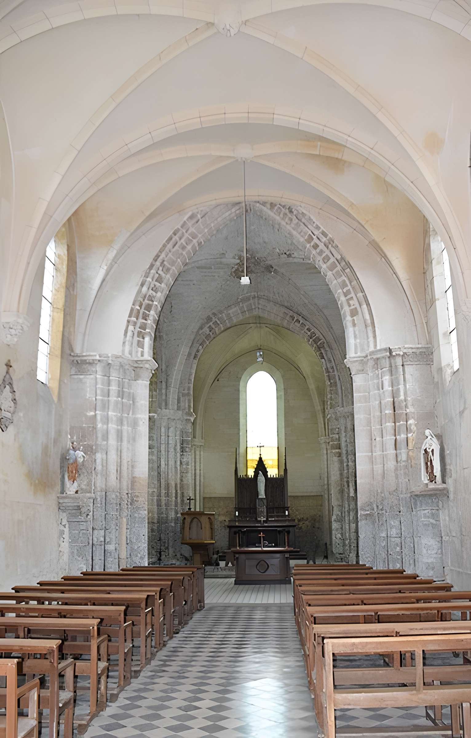 Église Saint-Nicolas de Laval-en-Laonnois