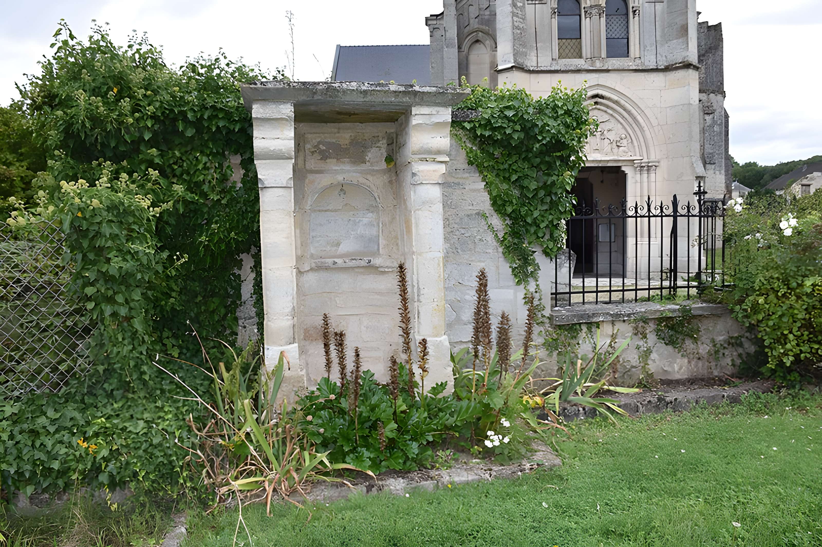 Église Saint-Nicolas de Laval-en-Laonnois