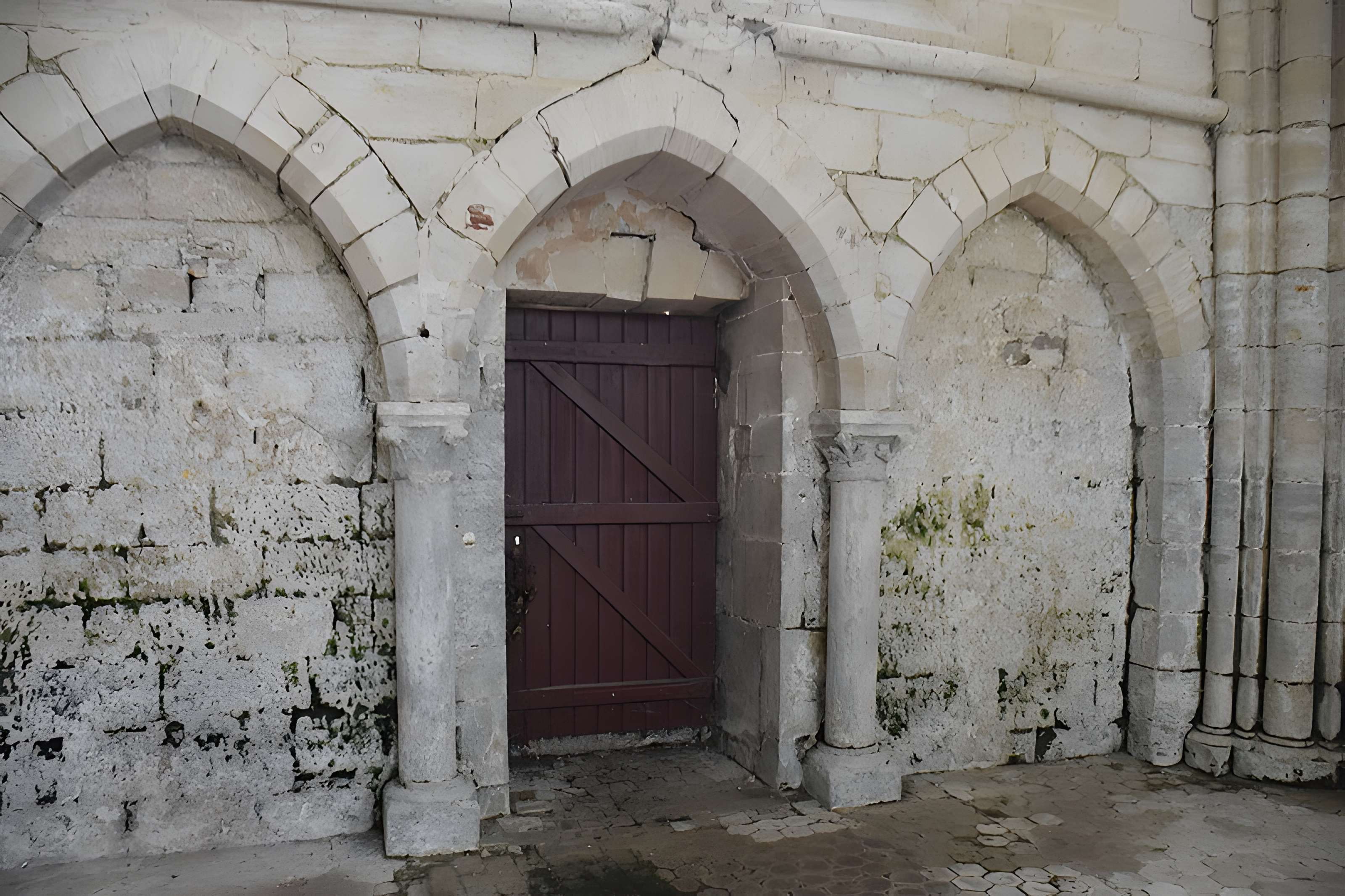 Église Saint-Nicolas de Laval-en-Laonnois