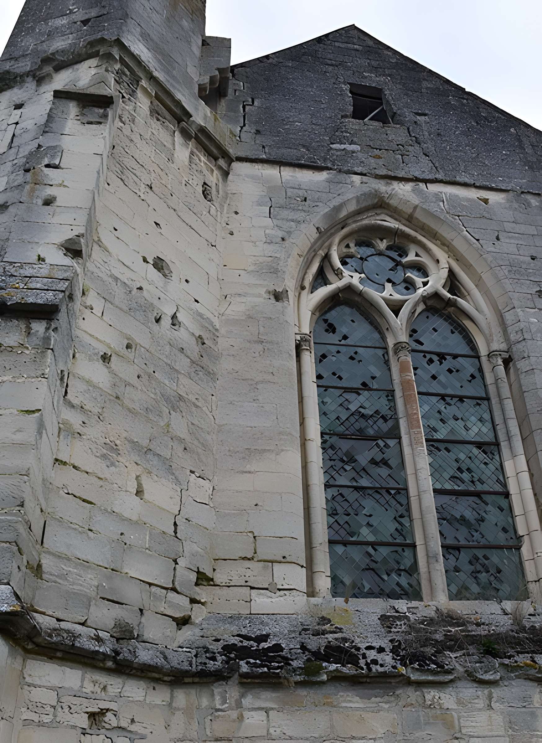 Église Saint-Nicolas de Laval-en-Laonnois