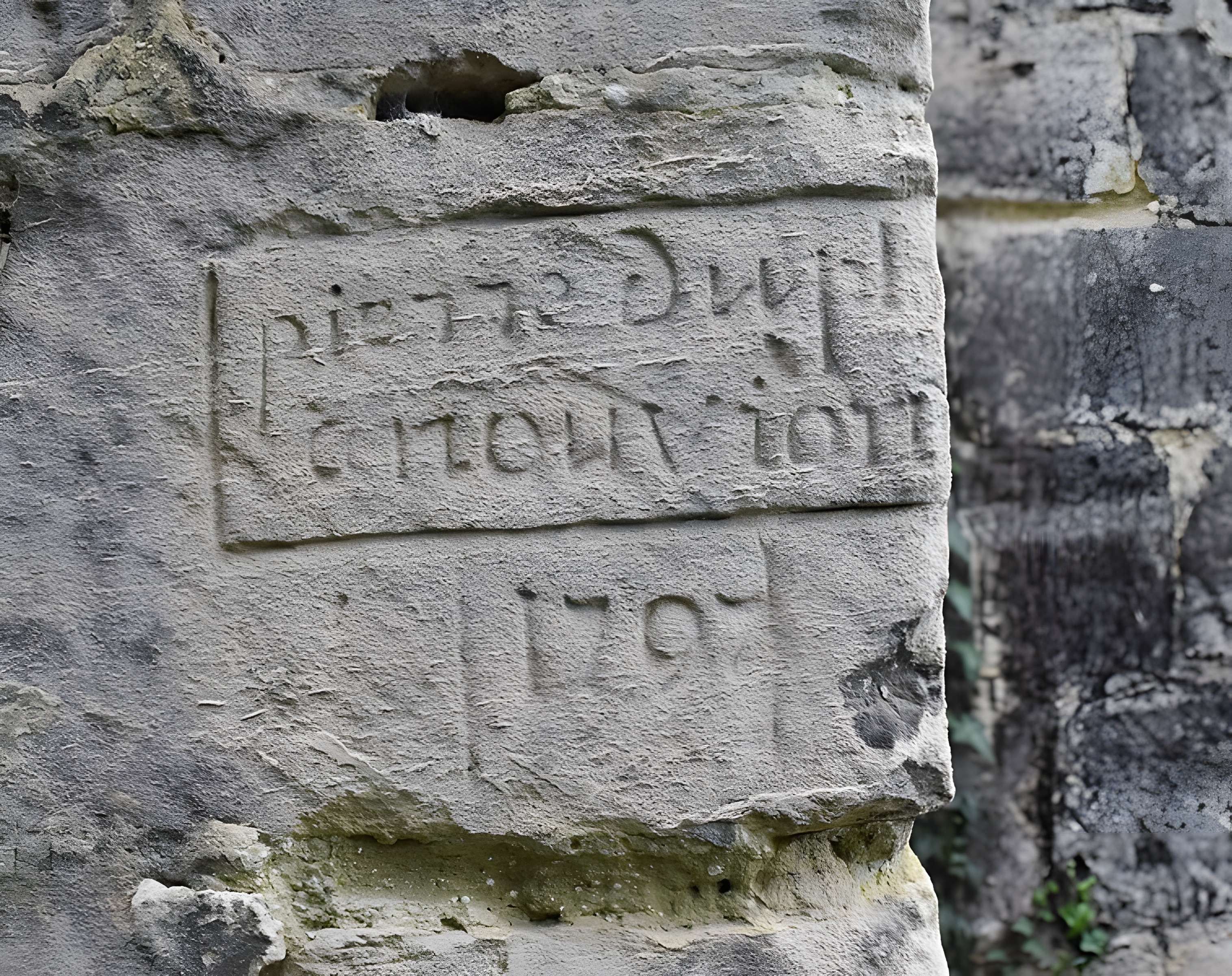 Église Saint-Nicolas de Laval-en-Laonnois