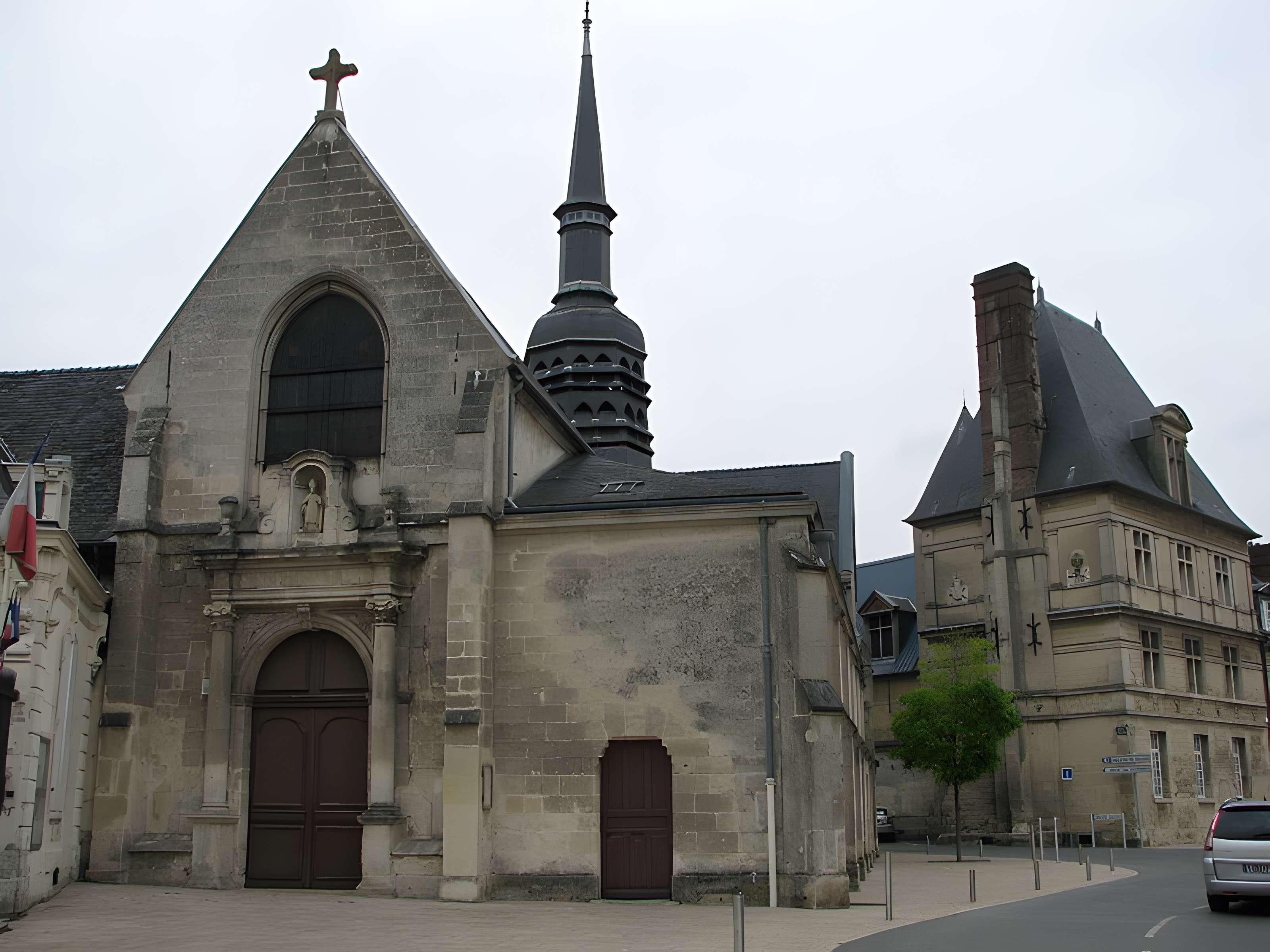 Église Saint-Nicolas de Villers-Cotterêts