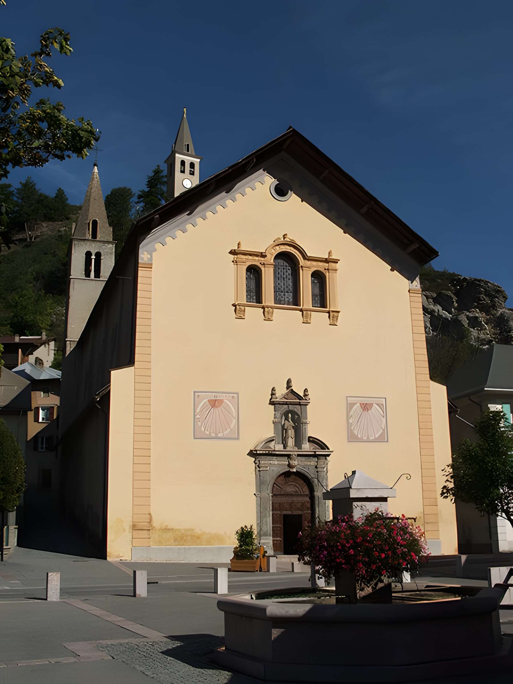Église Saint-Nicolas-de-Myre de Jausiers