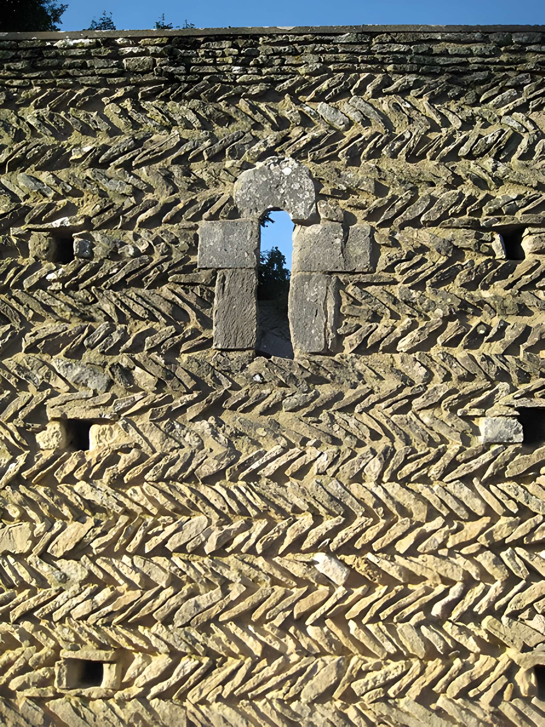 Église Saint-Ouen de Périers-sur-le-Dan