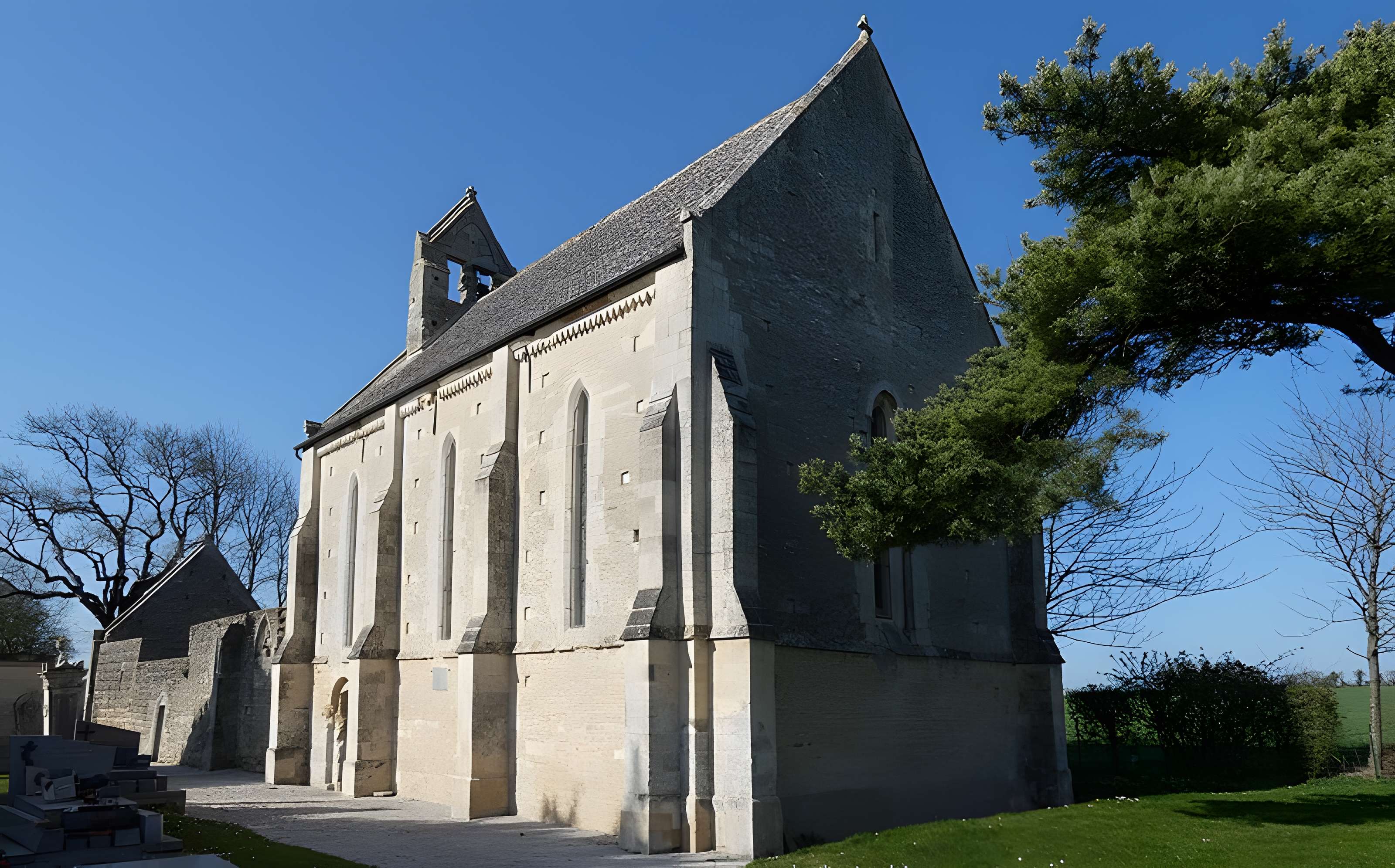 Église Saint-Ouen de Périers-sur-le-Dan