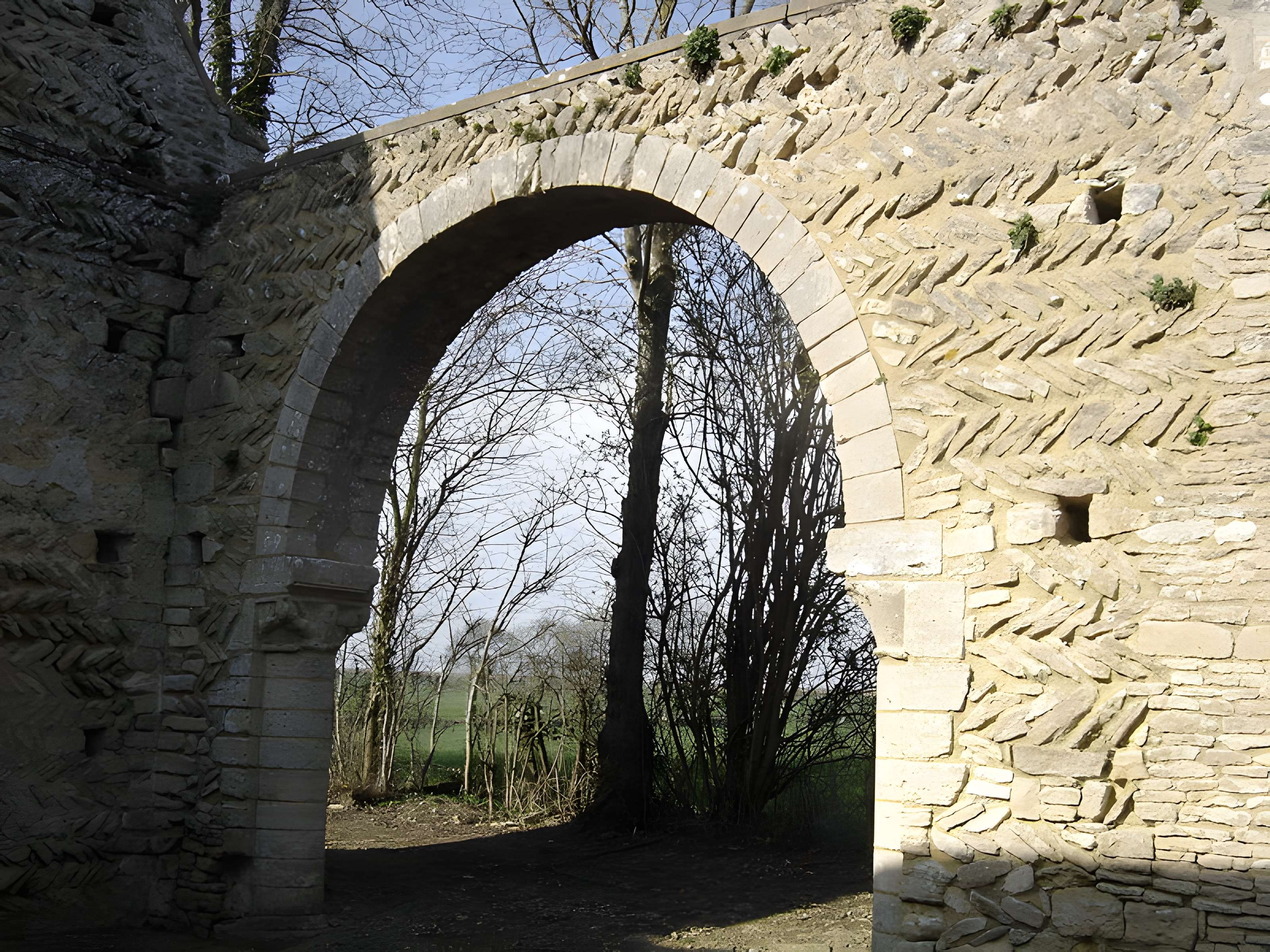 Église Saint-Ouen de Périers-sur-le-Dan