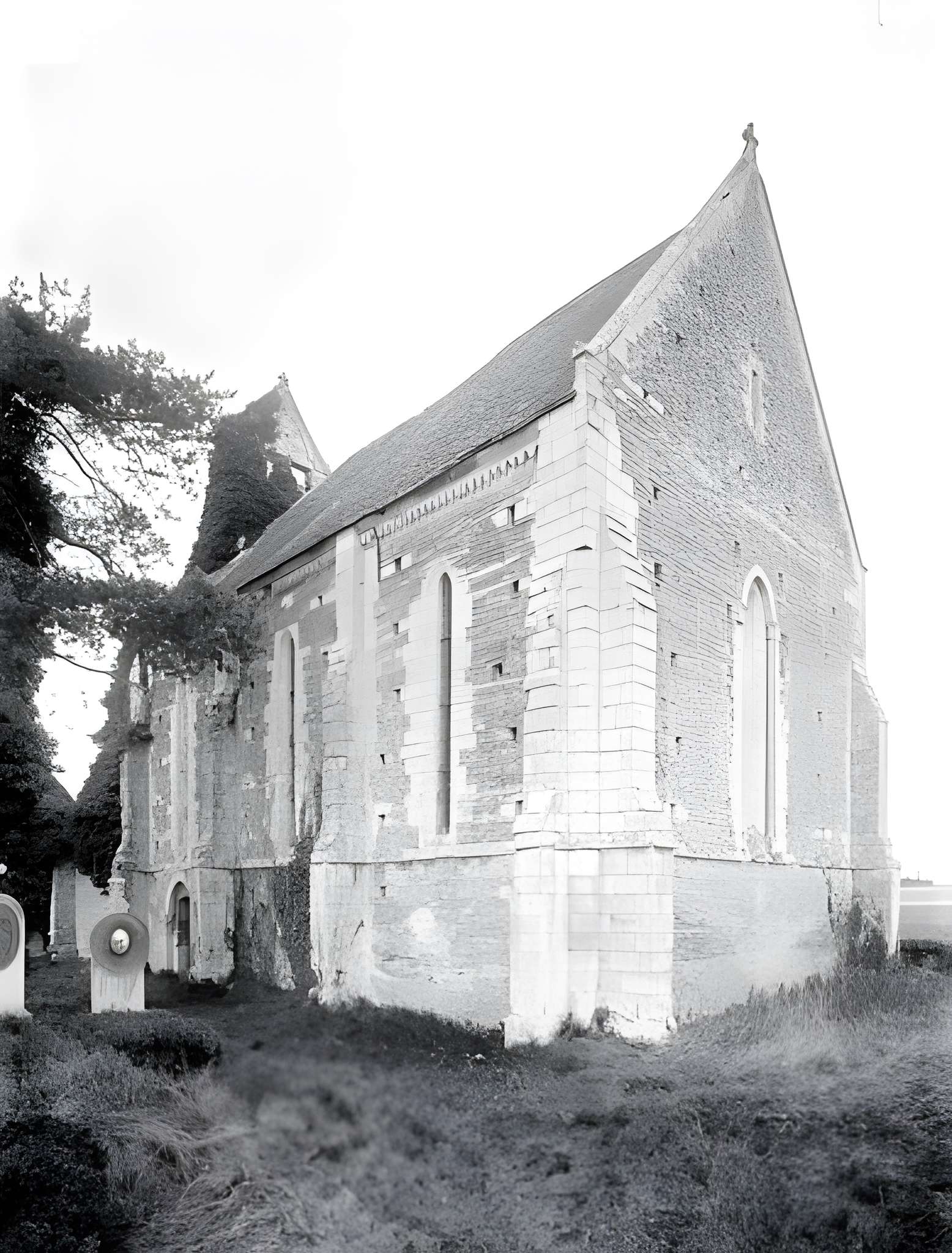 Église Saint-Ouen de Périers-sur-le-Dan