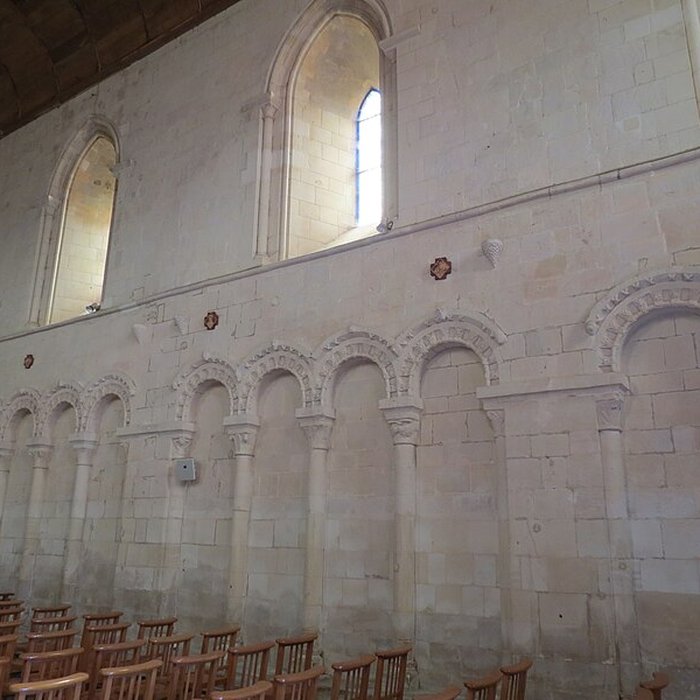 Photo de Église Saint-Ouen de Rots