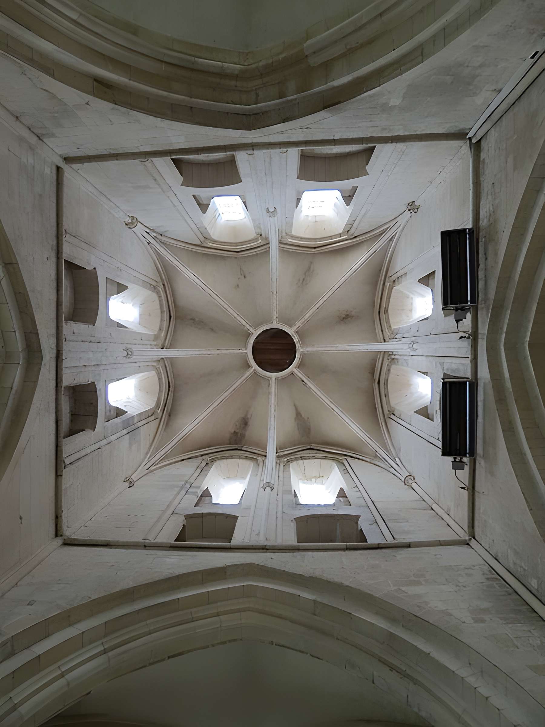 Église Saint-Ouen de Rots