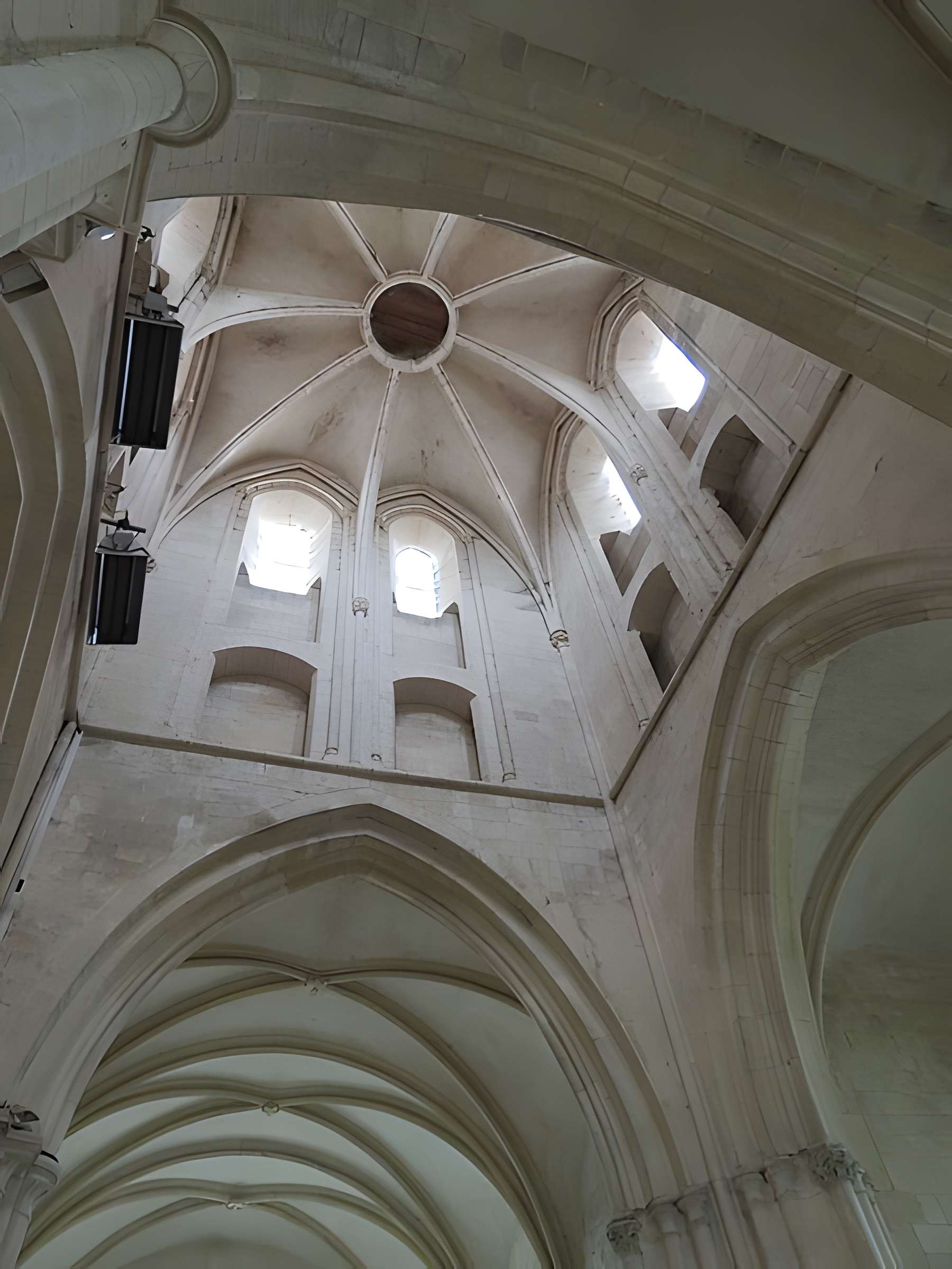 Église Saint-Ouen de Rots