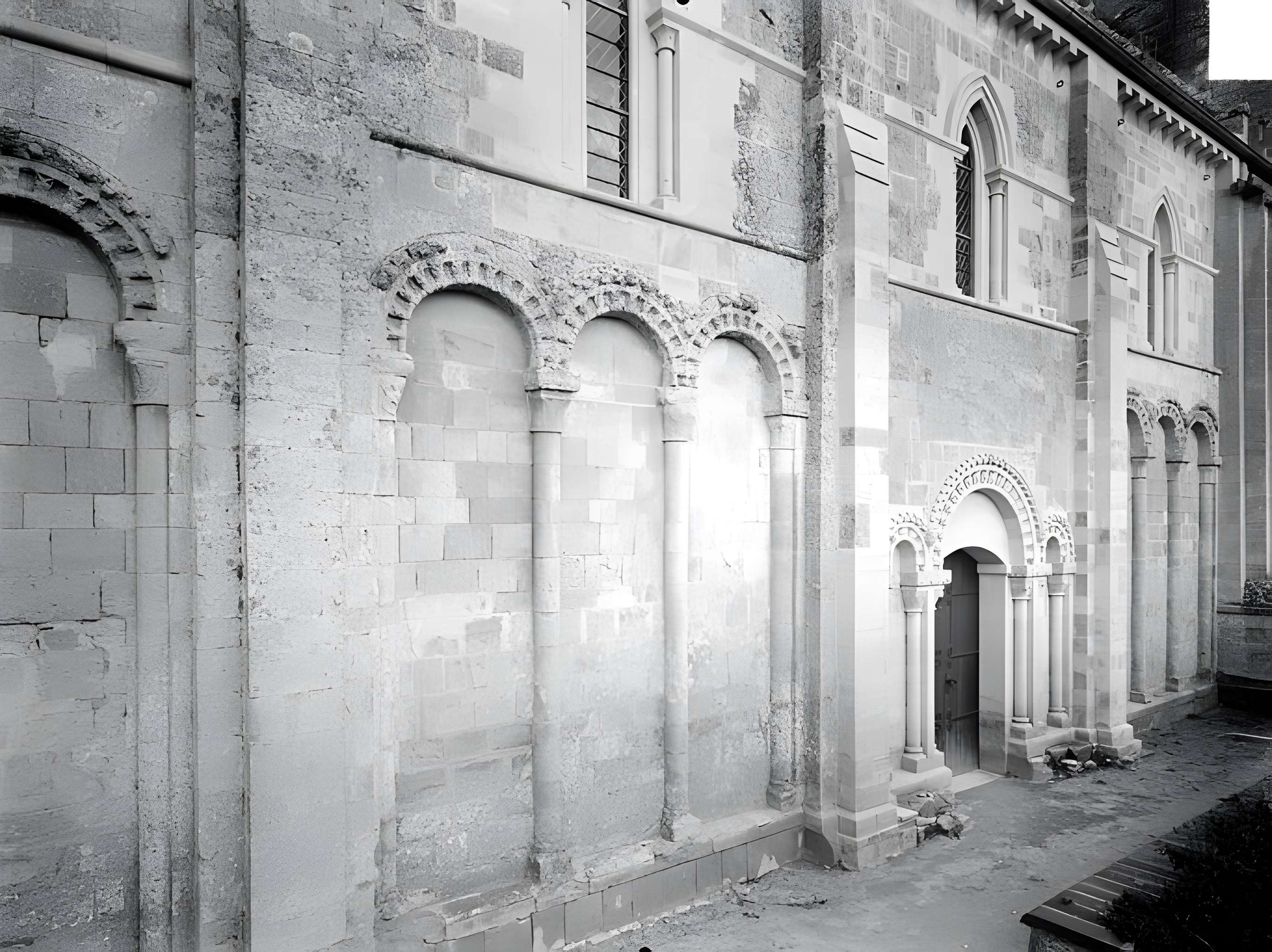 Église Saint-Ouen de Rots