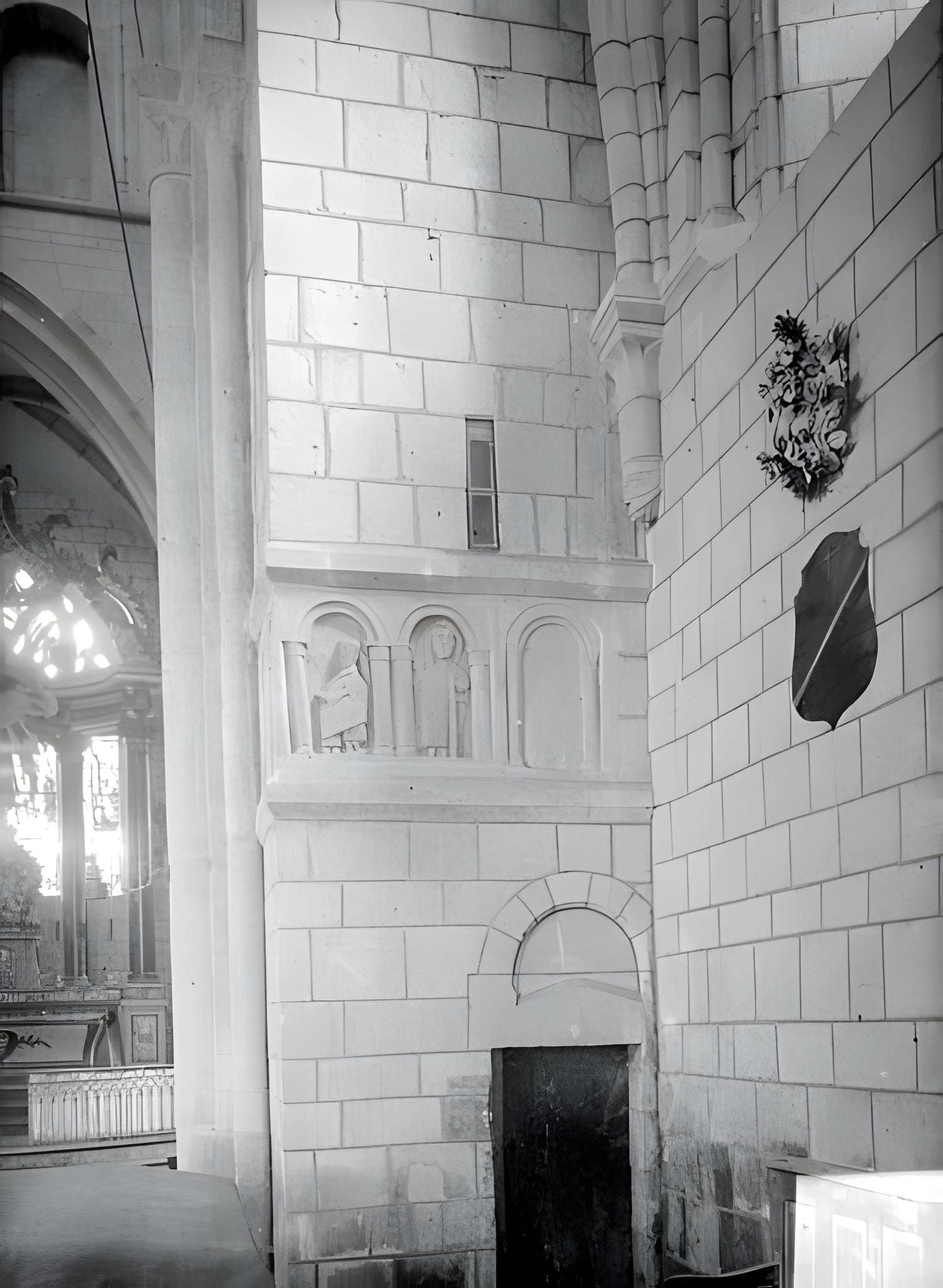 Église Saint-Ouen de Rots