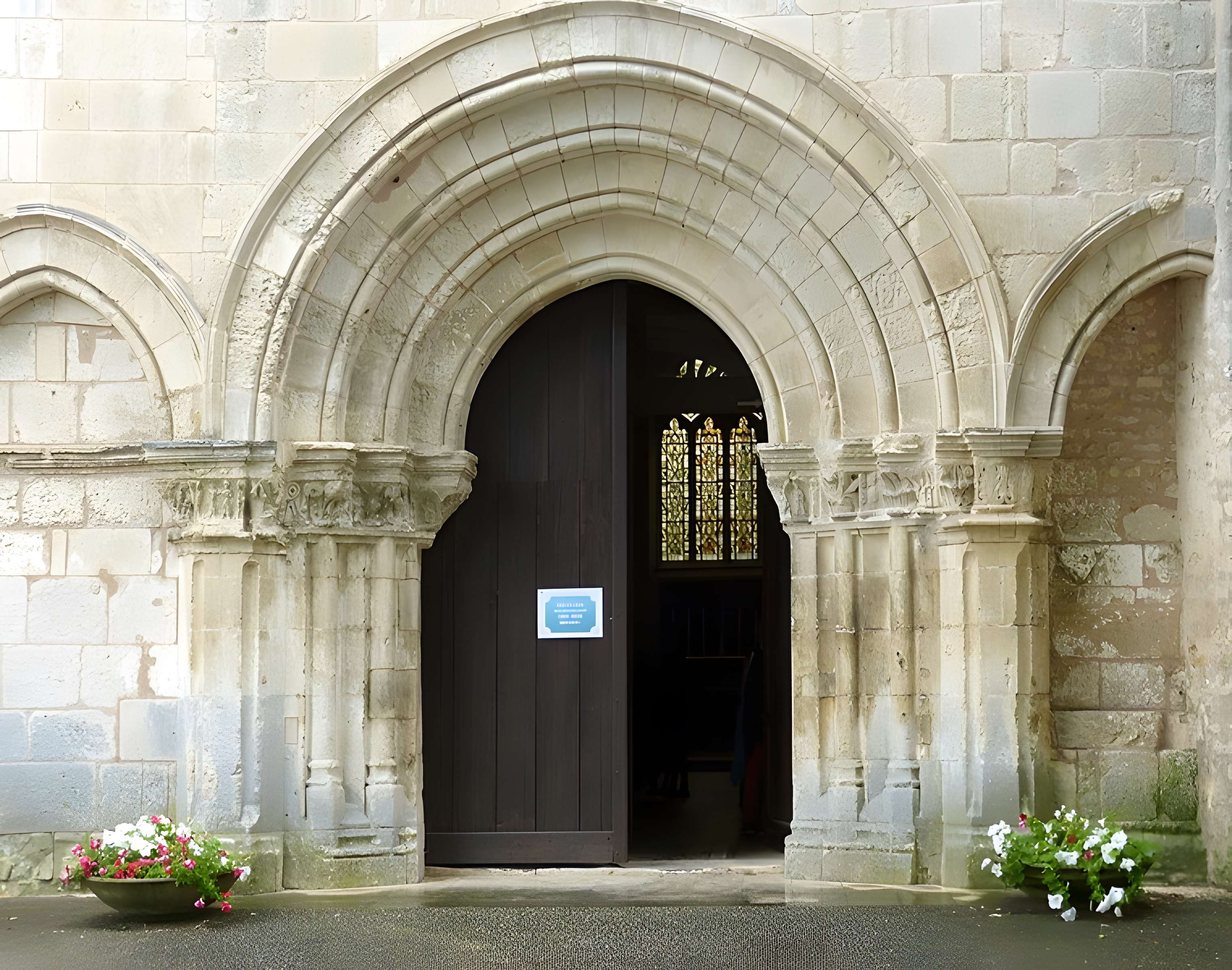 Église Saint-Pallais de Saintes
