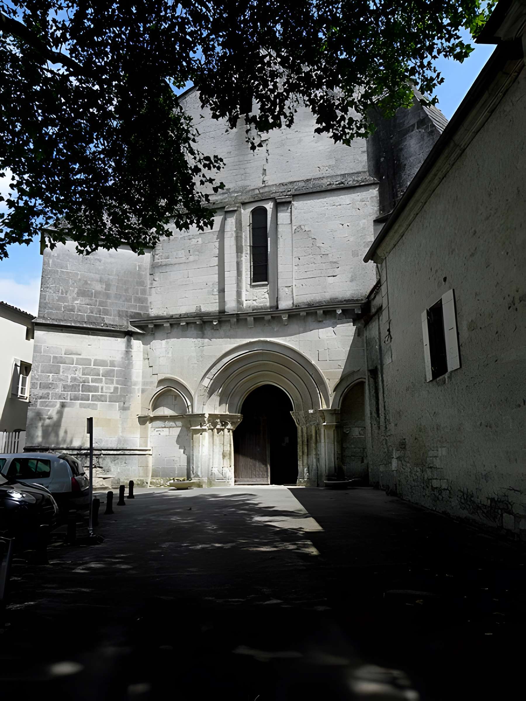 Église Saint-Pallais de Saintes