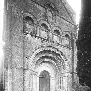 Église Saint-Pallais de Saint-Palais-de-Phiolin