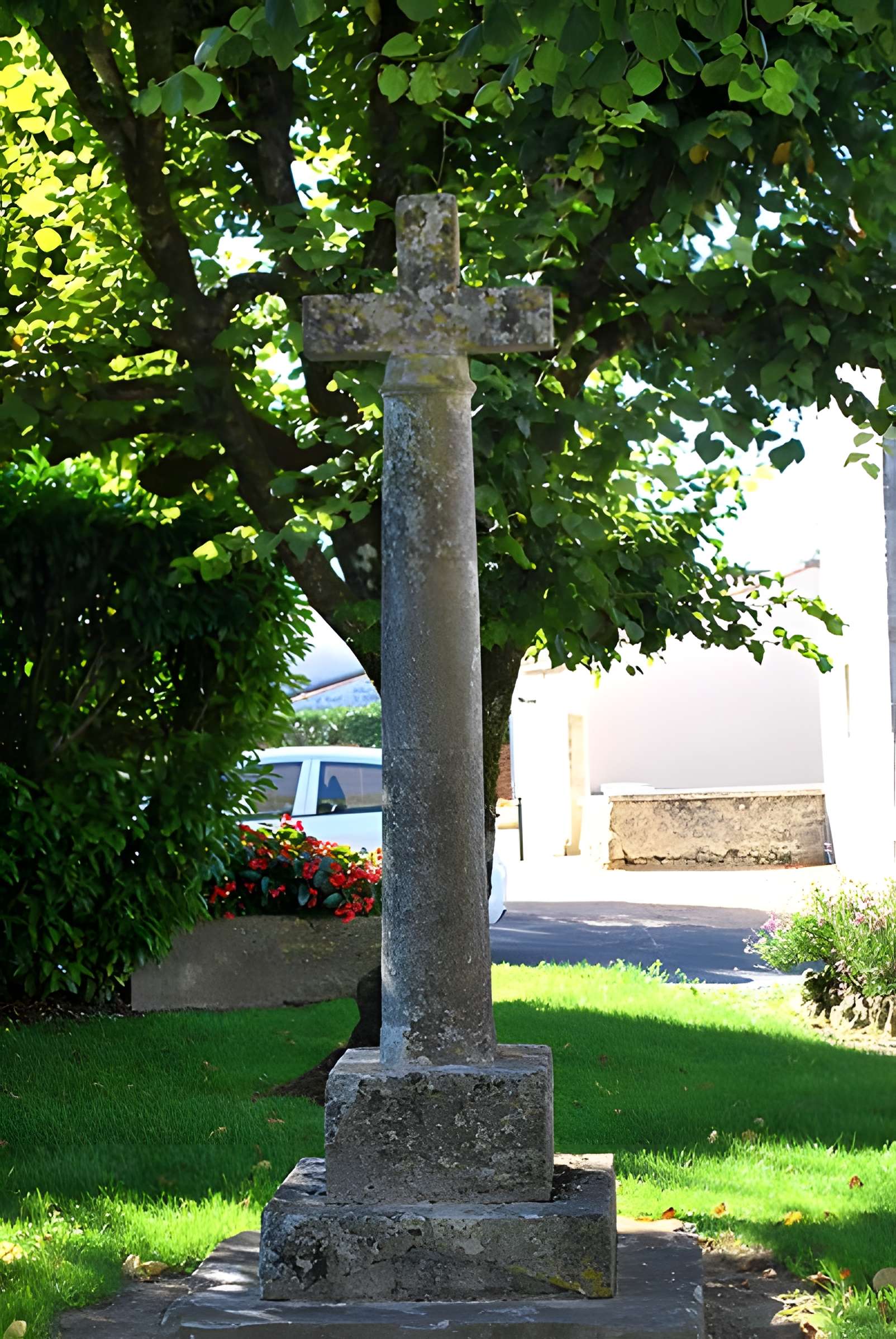 Église Saint-Pallais de Saint-Palais-de-Phiolin