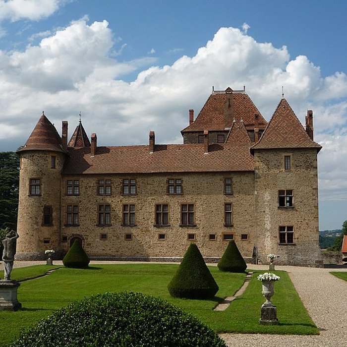 Photo de Remparts et restes du château