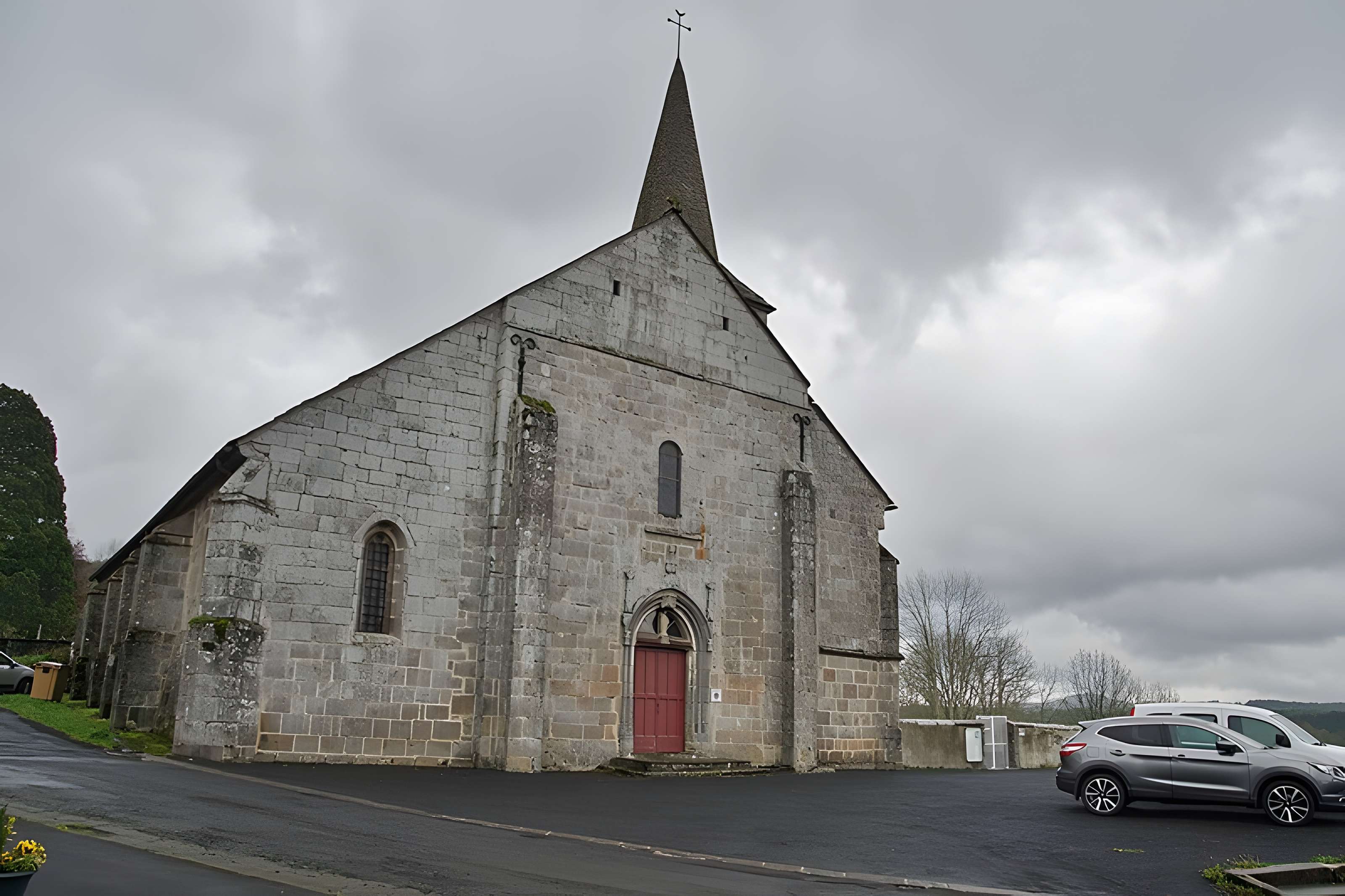 Église Saint-Pardoux de La Tour-d'Auvergne